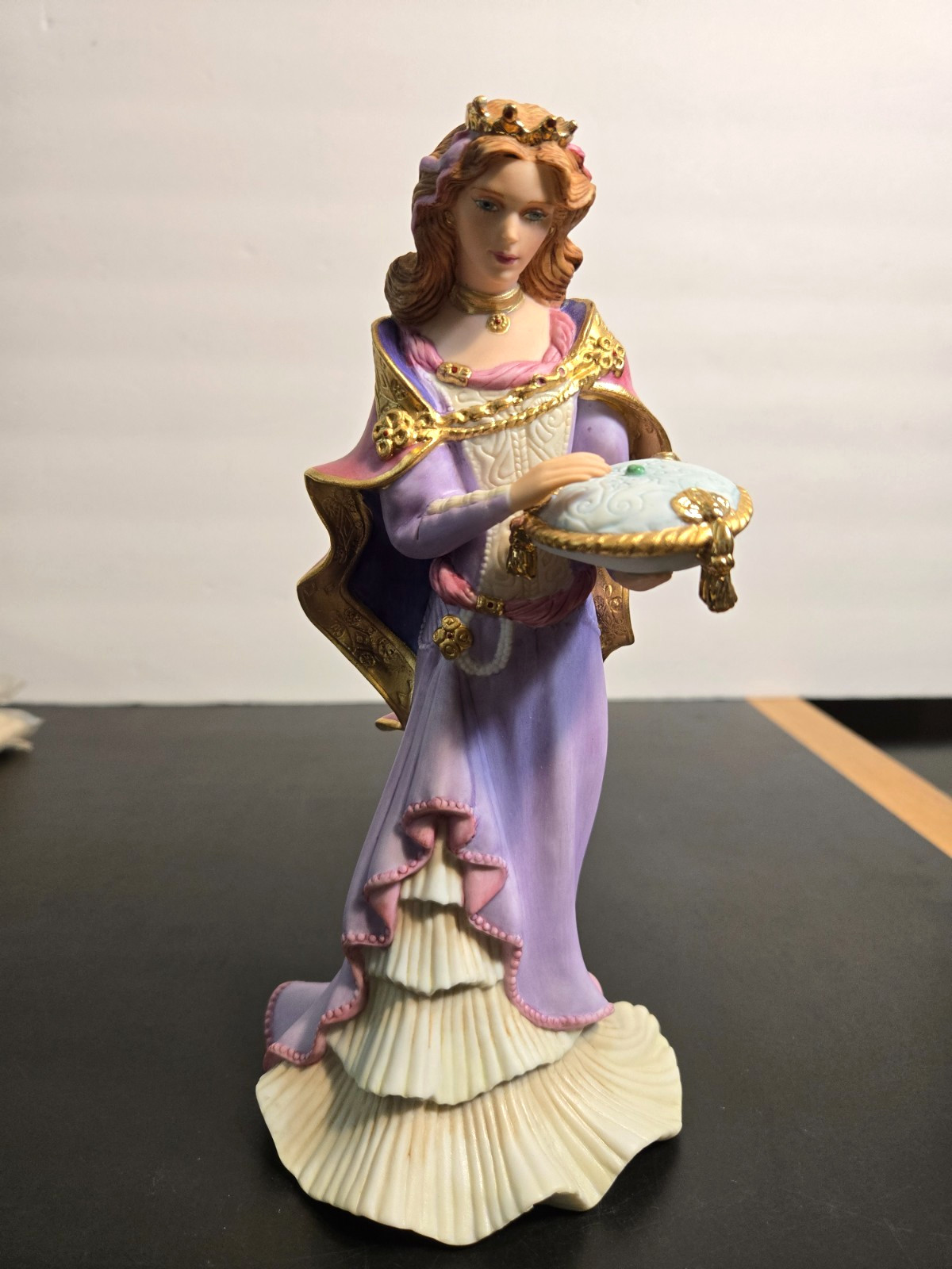 Lenox The Princess and the Pea Legendary Princesses Collection 1993 excellent