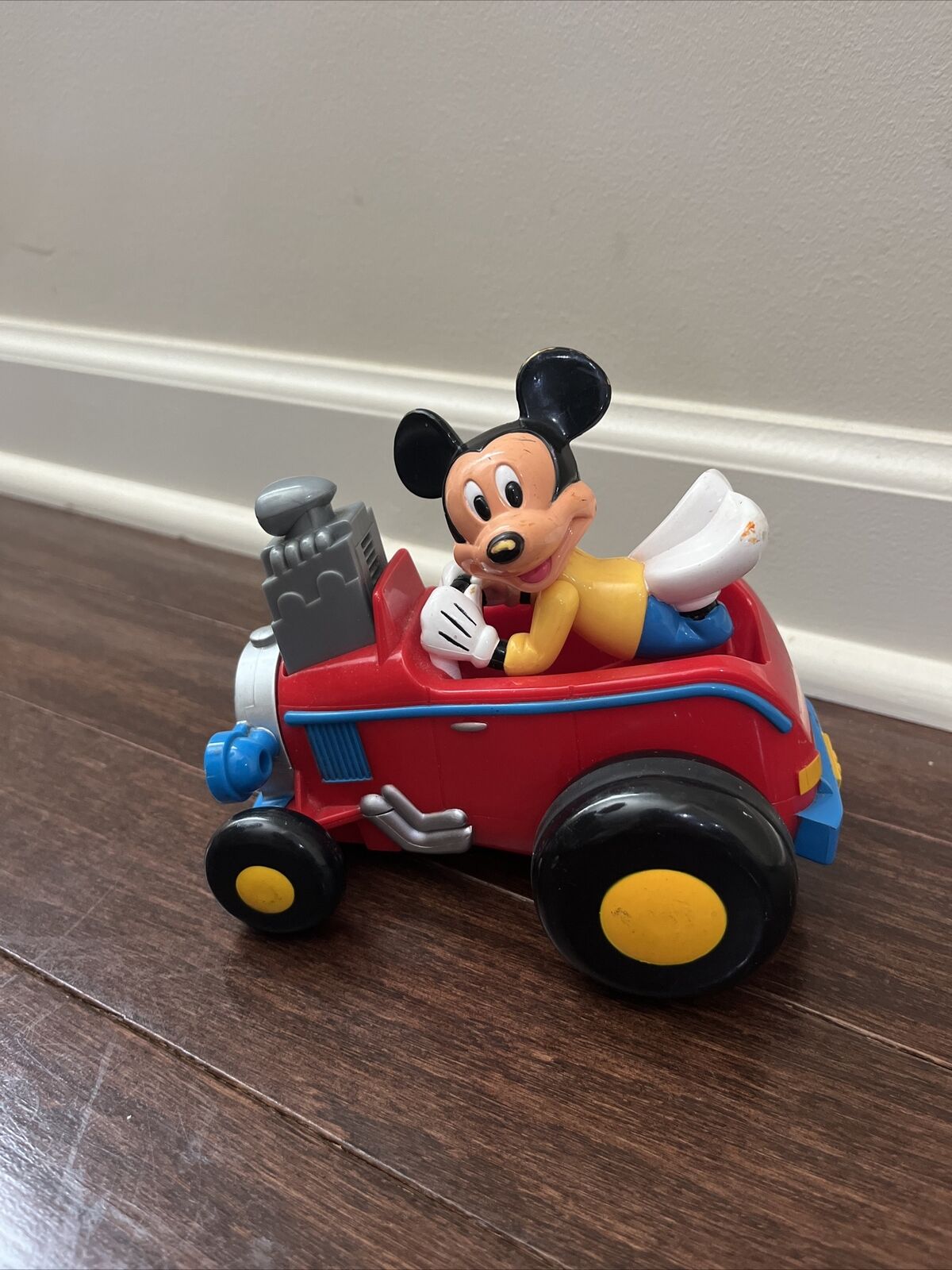 2011 Mattel Inc Mickey Mouse Scoot Car,Plastic. Item 94051 Pushing Car
