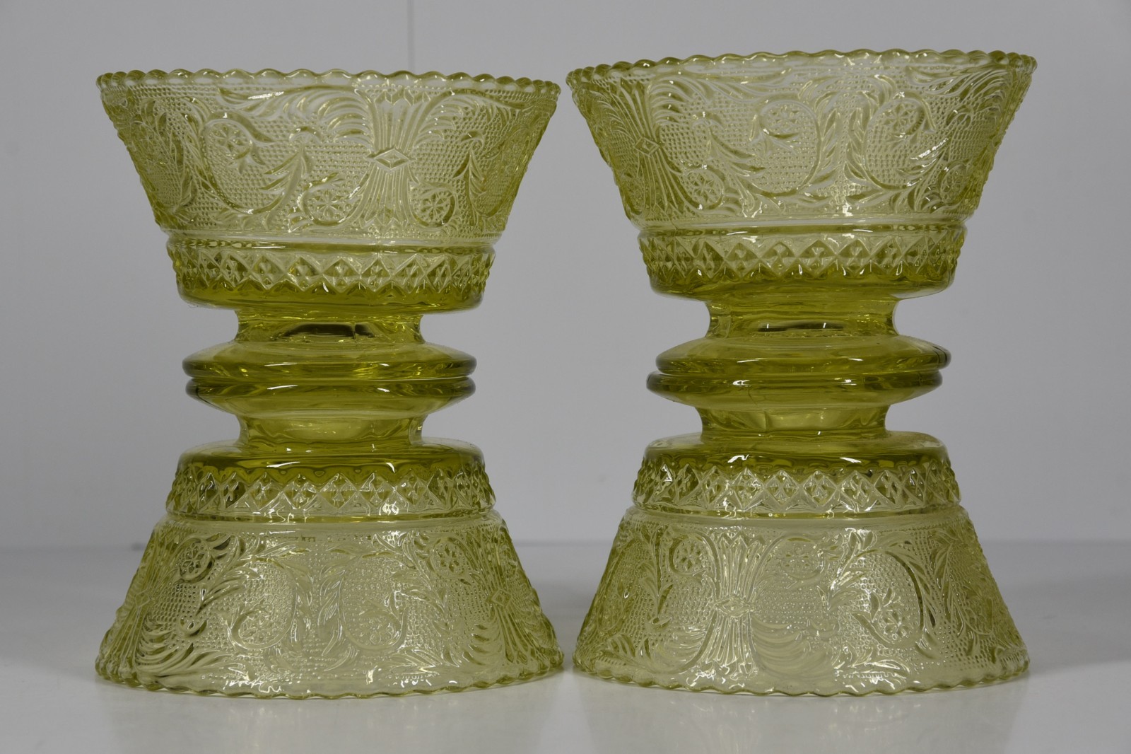 4 Federal Pressed Glass Depression Dessert Sherbert Footed Bowls Yellowish Green