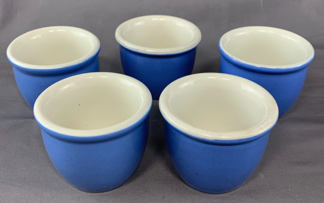 Vintage Set of 5 Hall Pottery 351 1/2 Blue and White Custard Cups