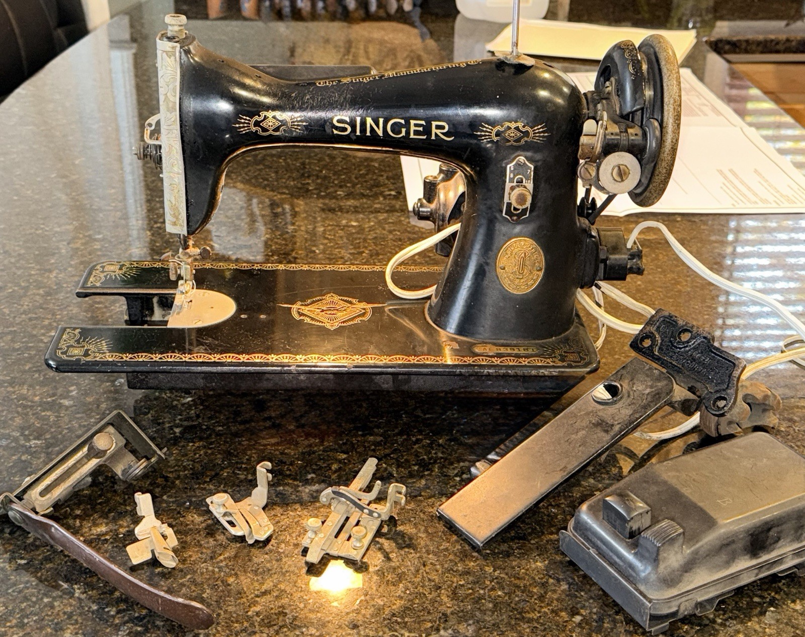 Vtg 1936 Singer 15-90 Sewing Machine Head-Only AE839181 Simanco Motor USA