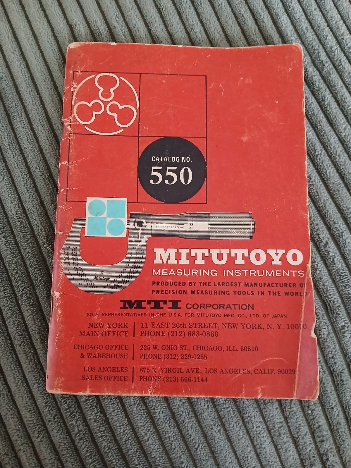 1969 MITUTOYO MEASURING INSTRUMENTS CATALOG 550 micrometer calipers 1969 MITUTOYO MEASURING INSTRUMENTS CATALOG 550 micrometer calipers