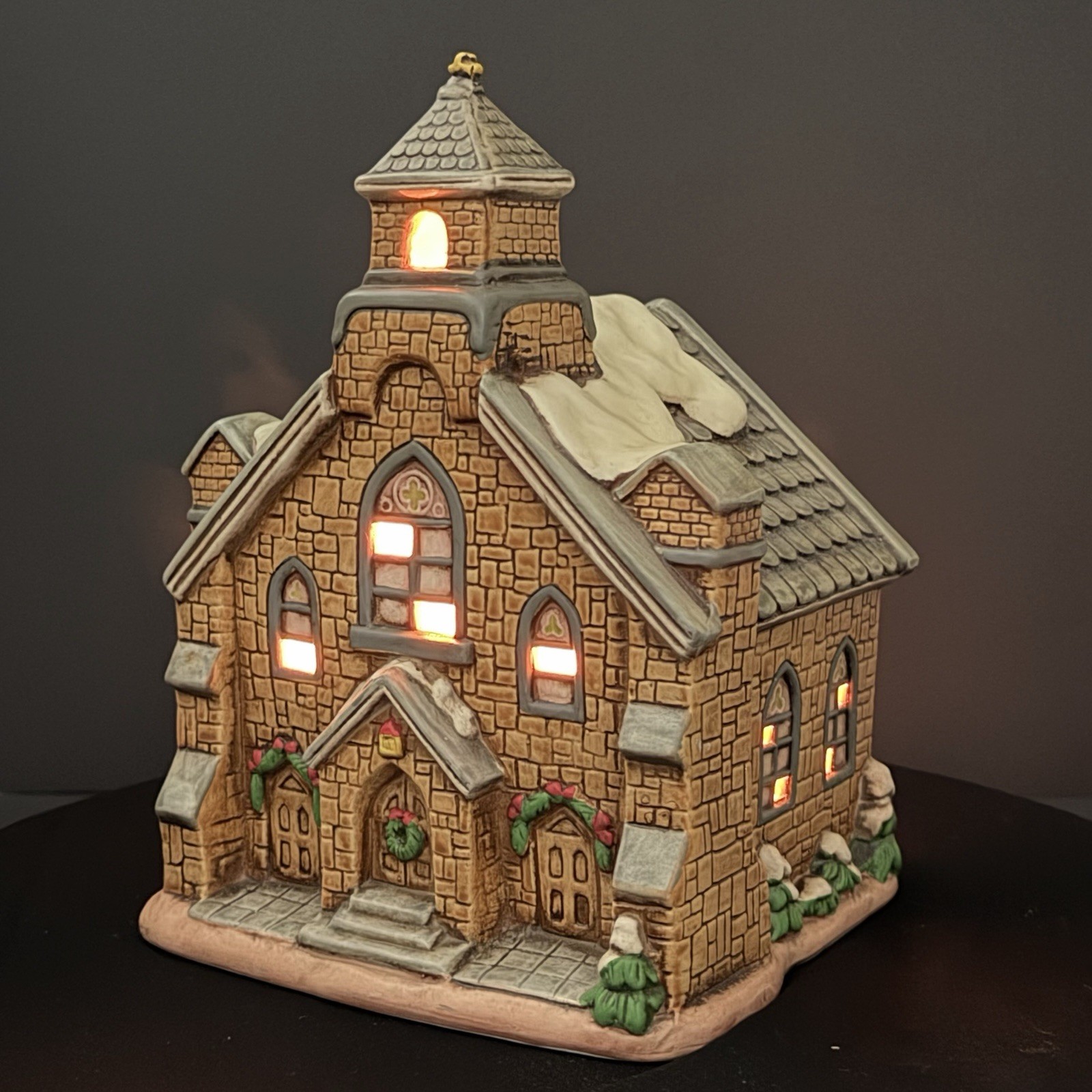 Lefton Colonial Village Christmas Old Stone Church Vintage Collectible Lighted 