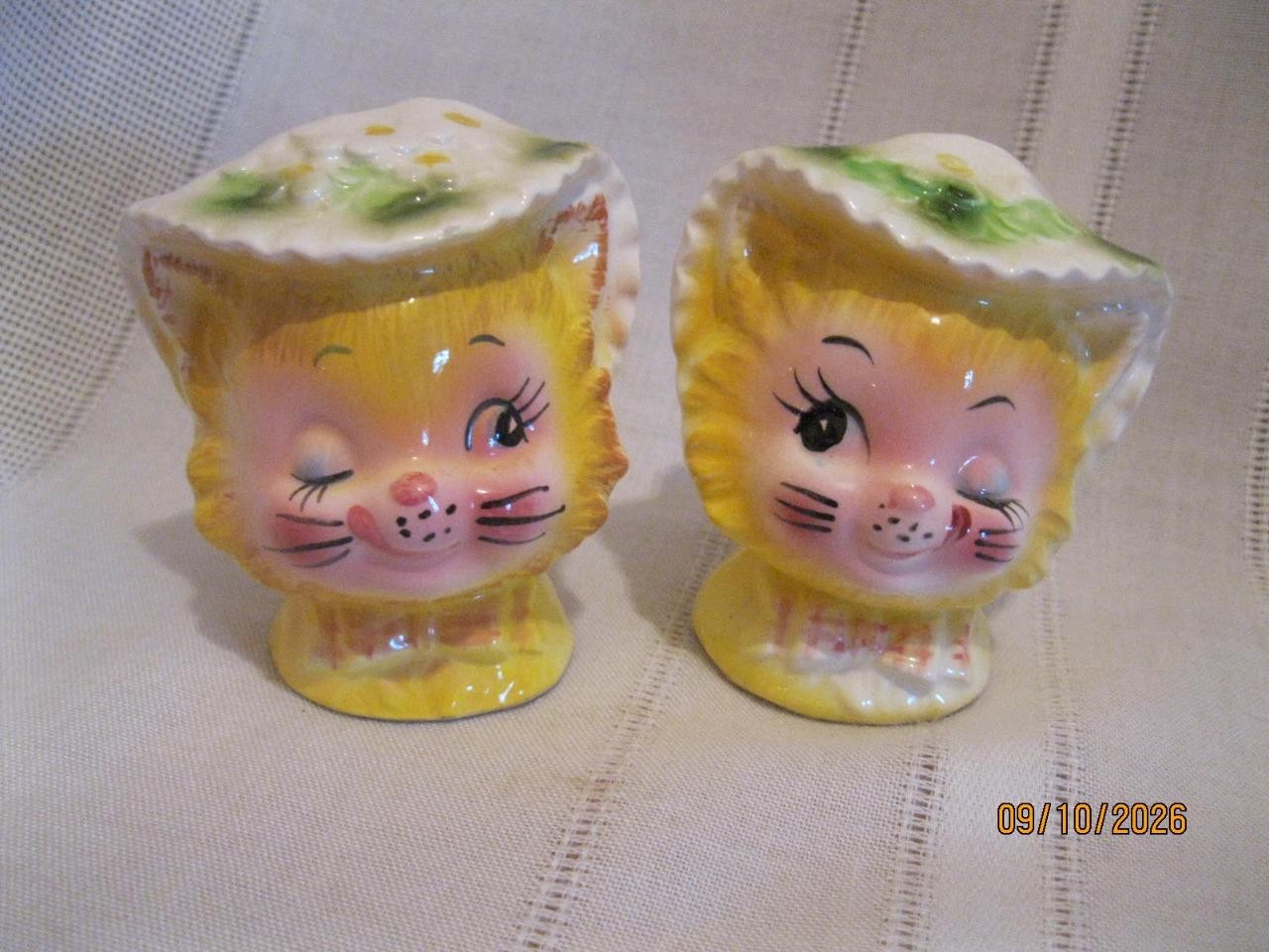 Vintage Miss Priss Salt Pepper Shakers Enesco Anthropomorphic Winking Kitty/Cat