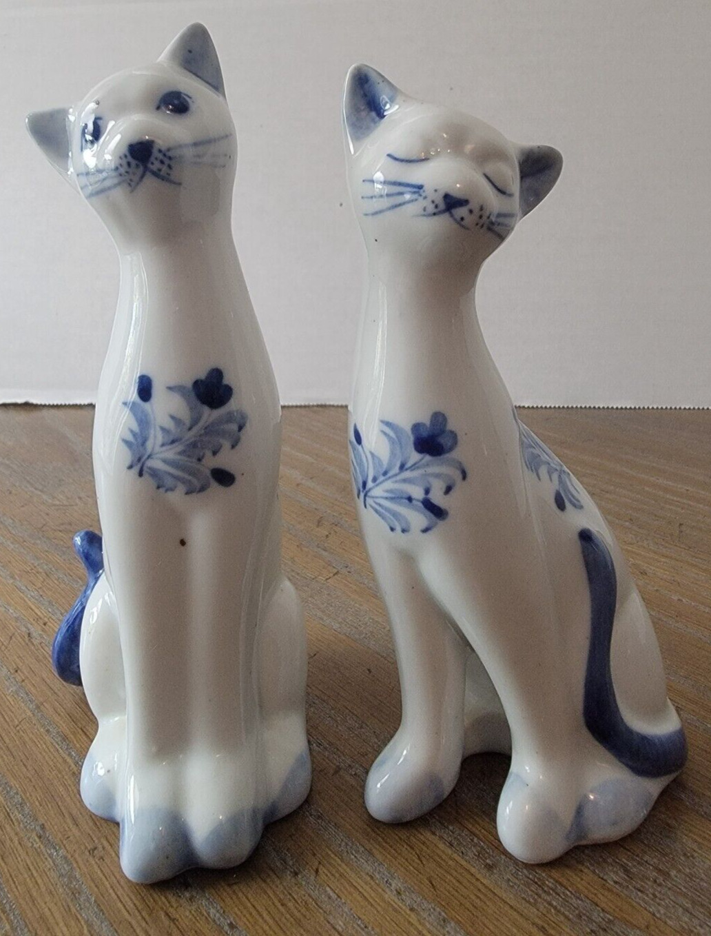 Andrea by Sadek Vintage Blue and White Floral Porcelain Cat Figurines Set of 2
