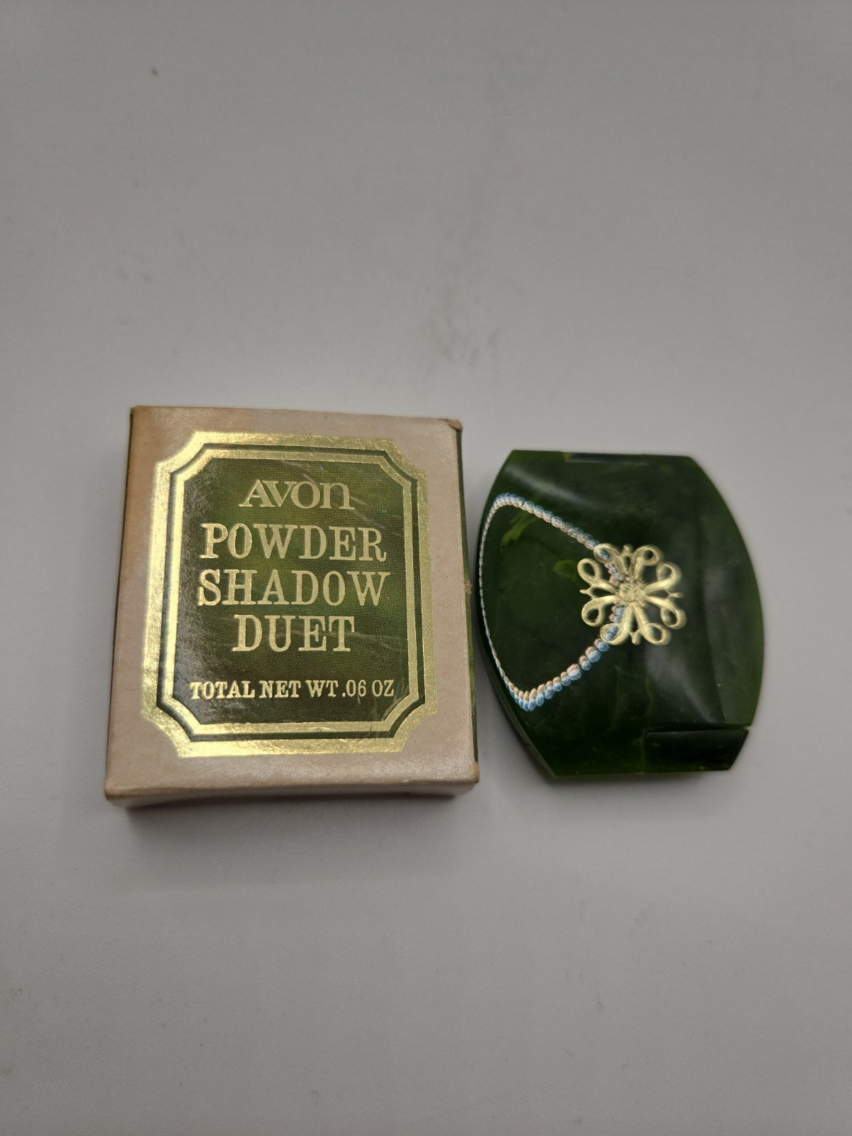 Rare Vintage Avon Powder Shadow Duet Green Compact NOS moss Shades