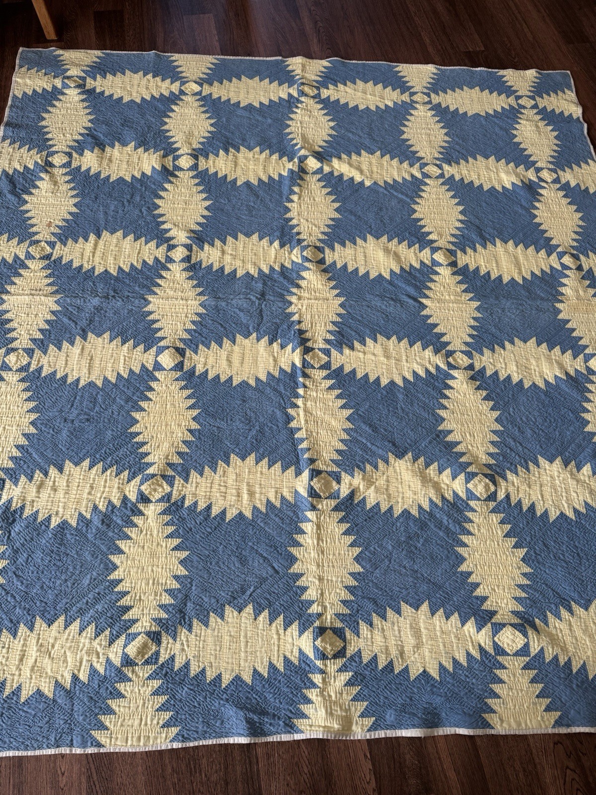 Vintage Vintage Pineapple Log Cabin Quilt Blue Cream Hand Pieced Patchwork 70x73