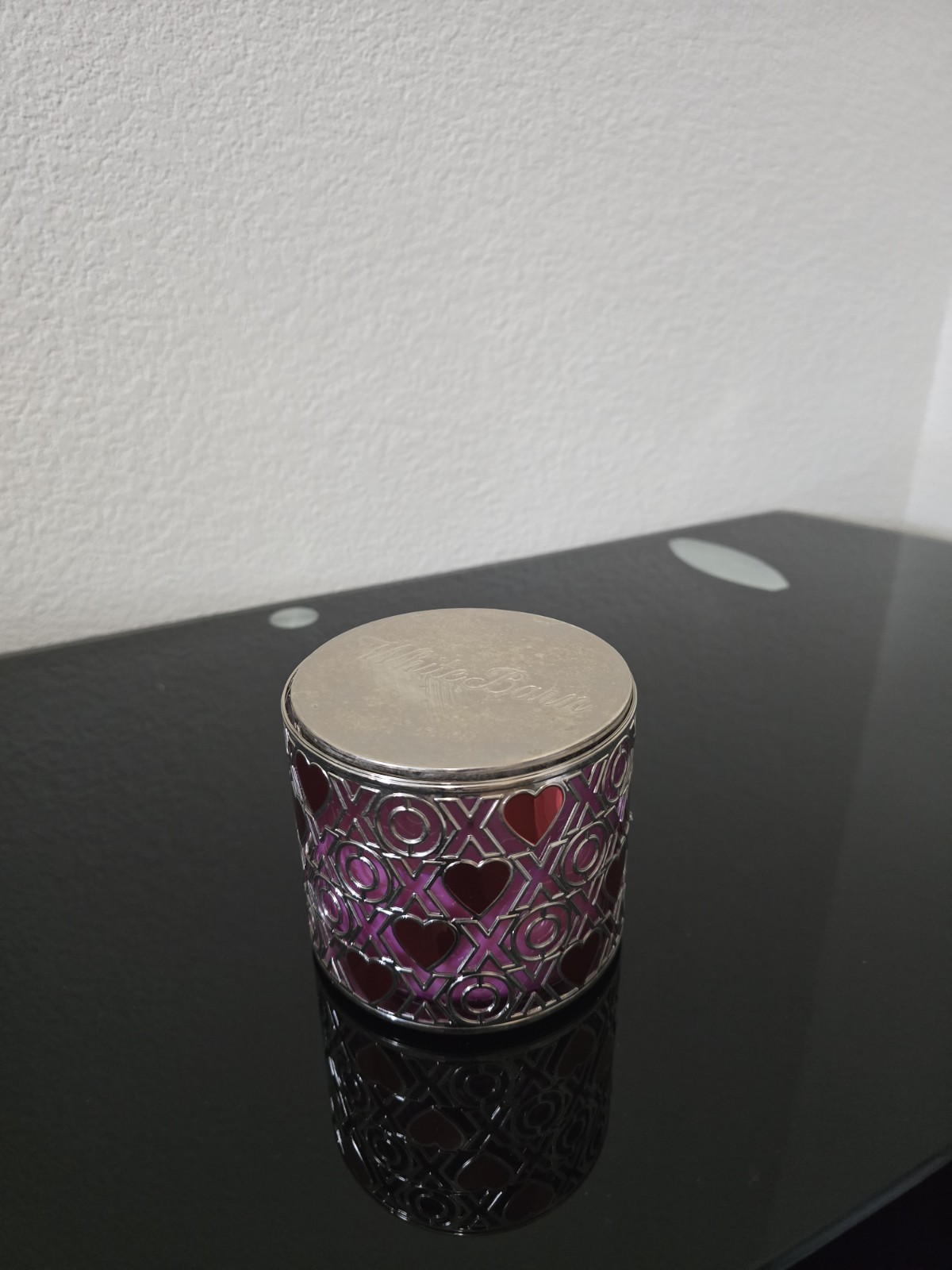 American Standard candle holder adds a touch of elegance to any desk or table.