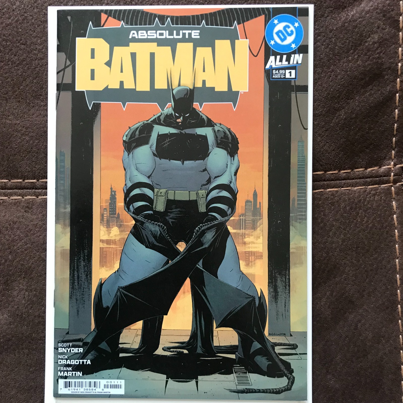 ABSOLUTE BATMAN #1 Dragotta Cover A First Print 2024 High Grade + 3 BONUS BOOKS