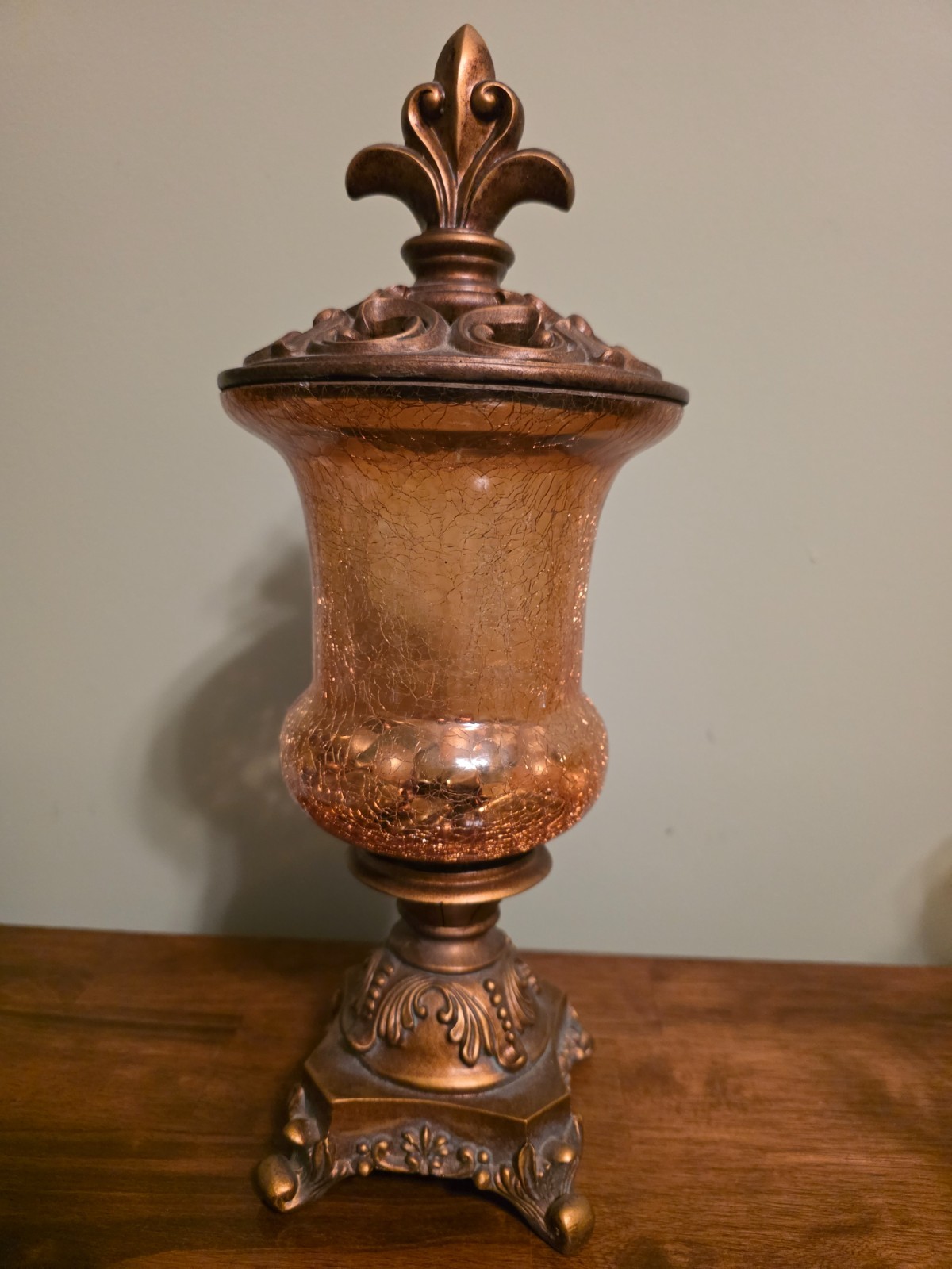 Vintage Amber Crackle Glass Urn Jar Fleur De Lis Metal Lid Pedestal Base Tuscan