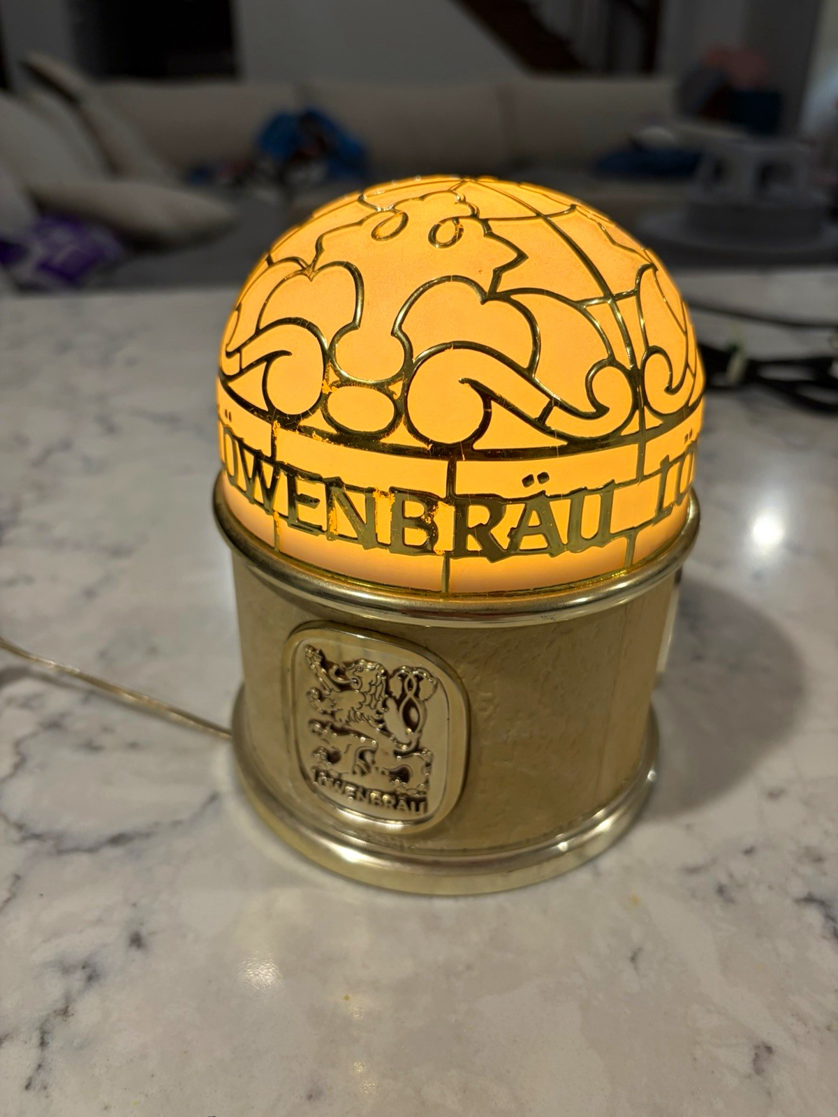 Vintage Lowenbrau Beer Dome Bar Lamp Light Everbrite Stained Glass Style WORKS