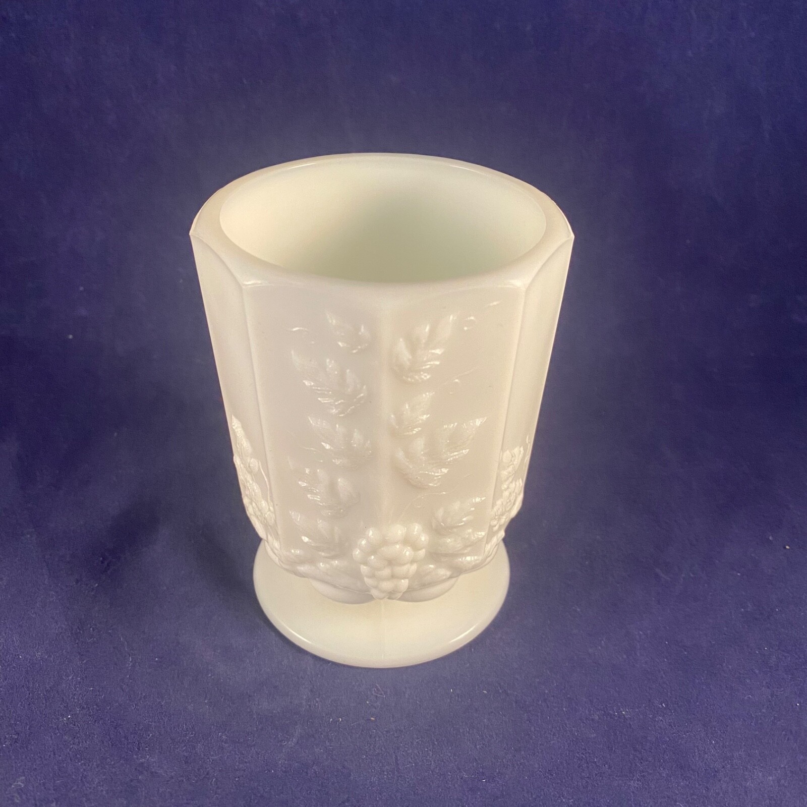 Westmoreland Paneled Grape Leaves Sugar Bowl Milk Glass 3.25\