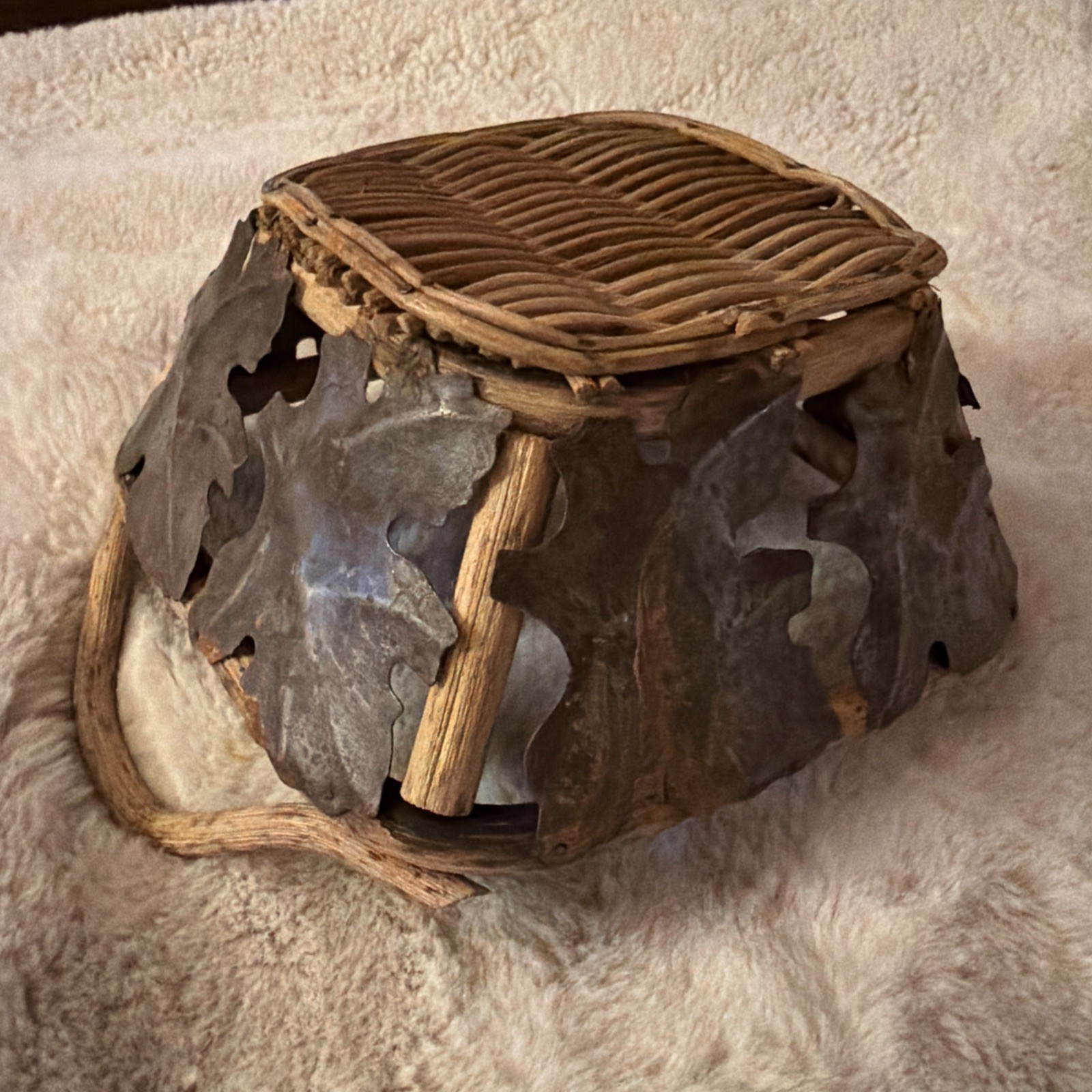 Vtg Bent Wood Twig Basket Branch Rustic Primitive Lodge Hammered Metal Leaves