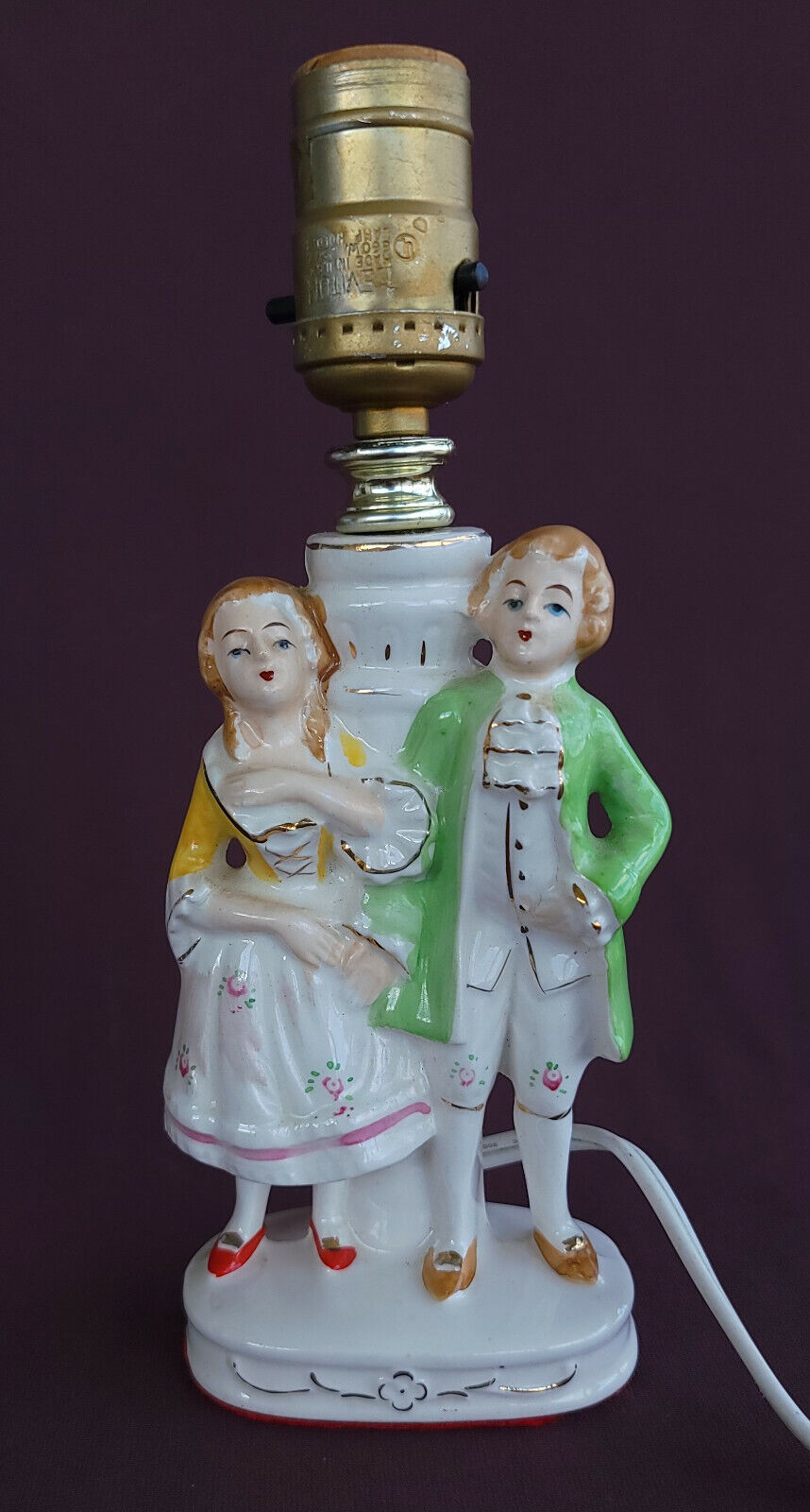 Vintage Porcelain Boudoir Lamp Figural Victorian Colonial Couple 10 Green Yellow