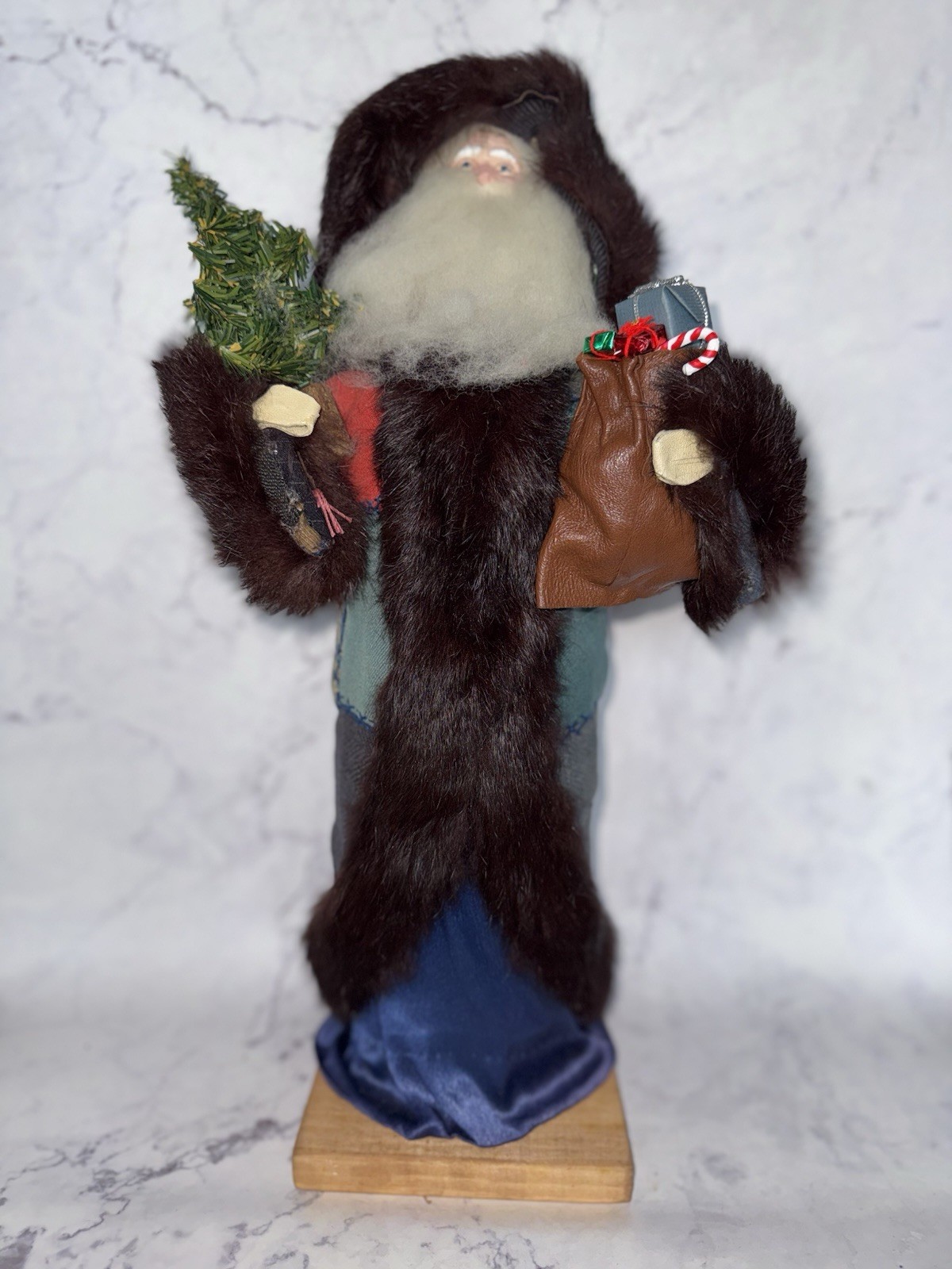 Christmas Primitive Woodland Old World Santa Signed Judith Mansfield REAL FUR