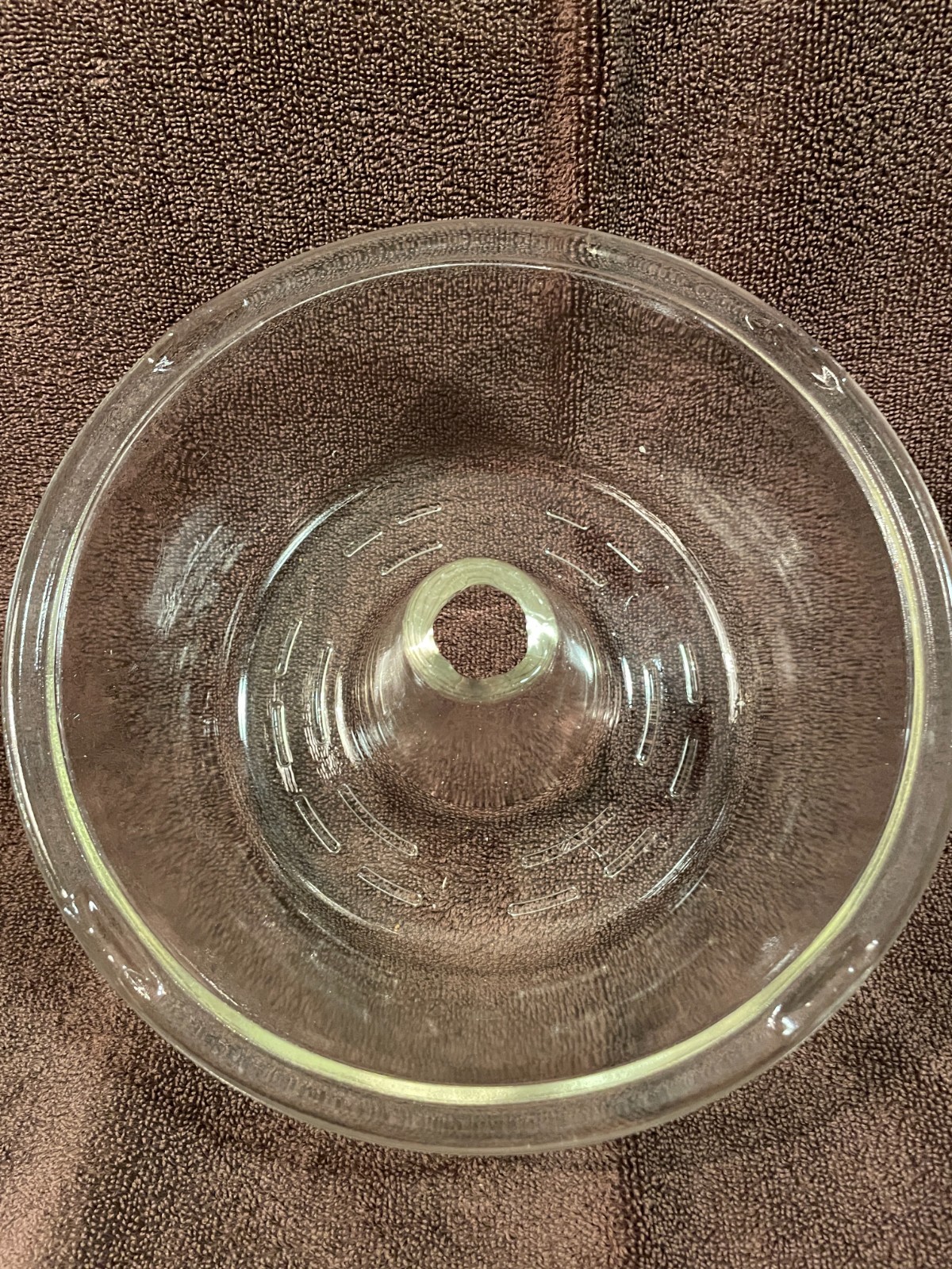 Vintage Glasbake 352 glass bundt pan with no chips or cracks