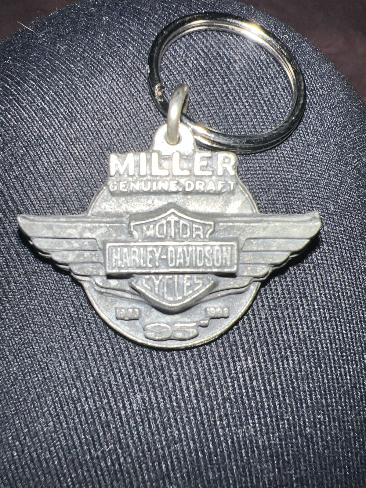 Vintage 1995 Harley Davidson Miller Genuine Draft Stainless Steel Keychain - New