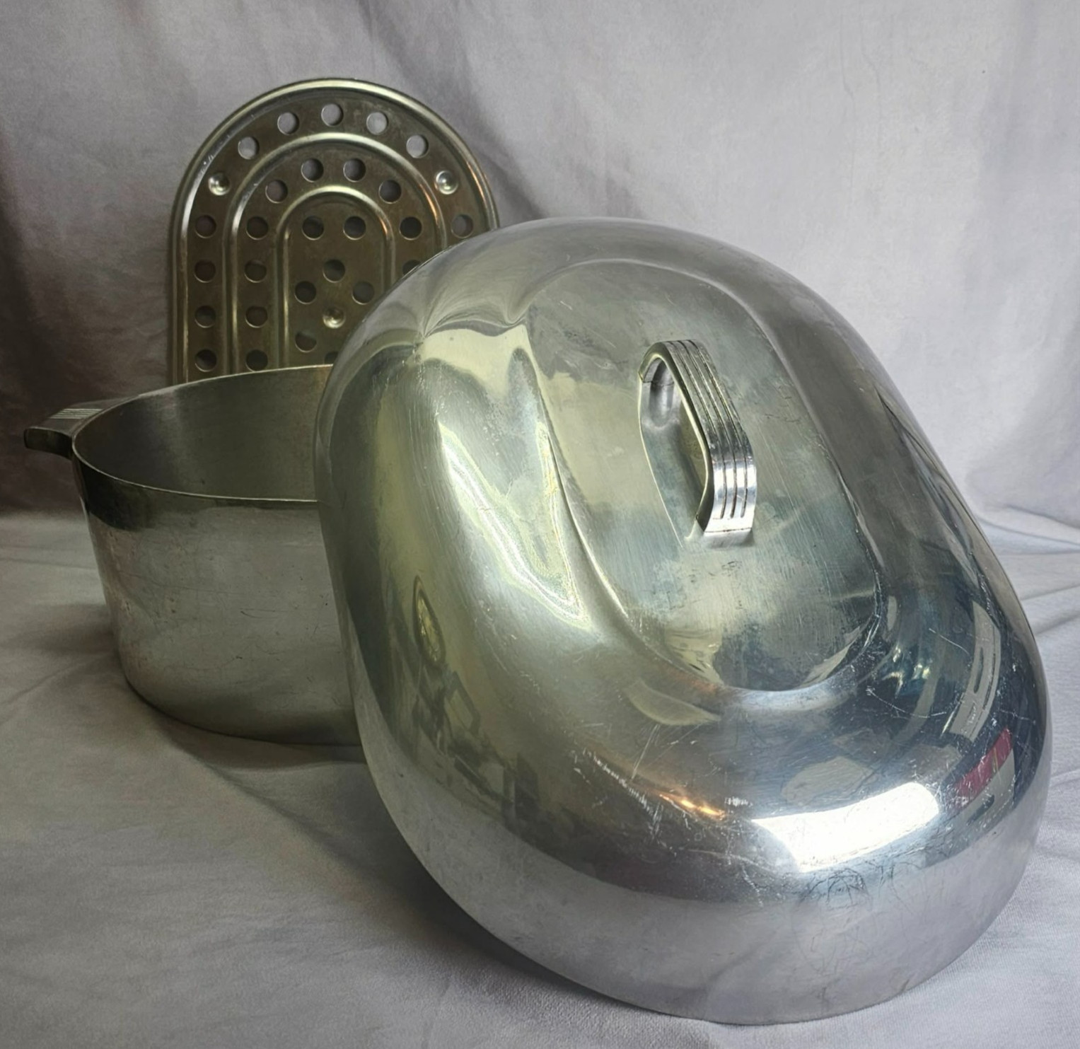 Vintage Magnalite GHC 17 Qt/ 16L Dutch Oven Roaster w/ Trivet 17-1/2”x12”x5-1/2”