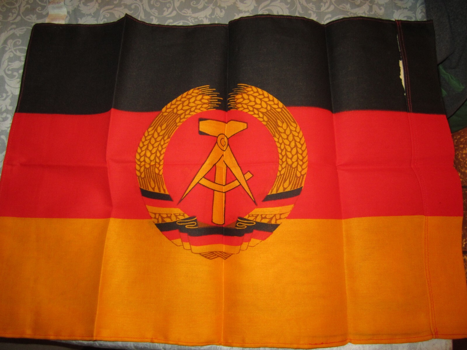 Vintage East German MADE DDR Flag 21.5\