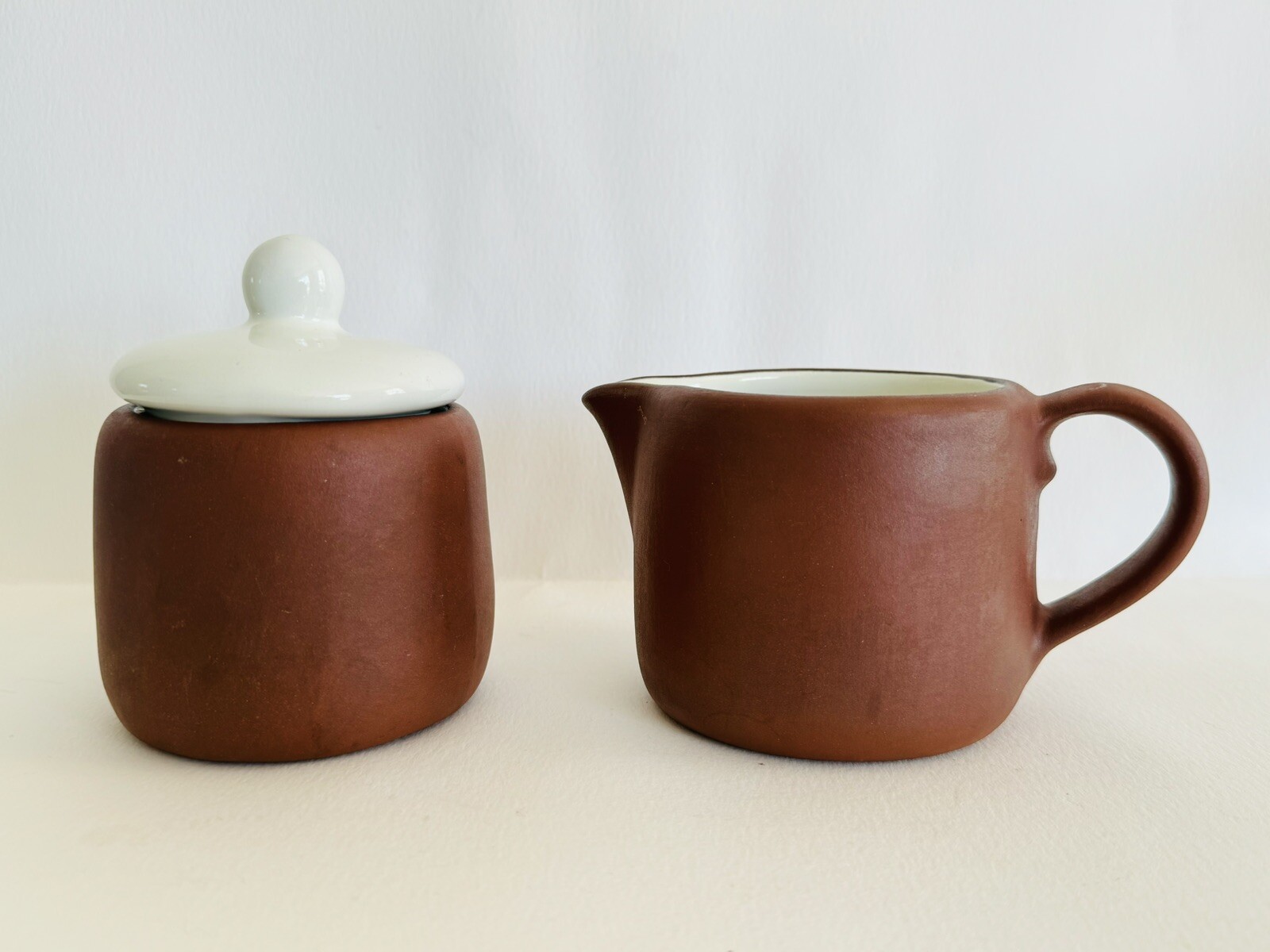 Vintage 1970s Wellfleet Pottery Umber Sugar & Creamer Set By Trevor Glucksman