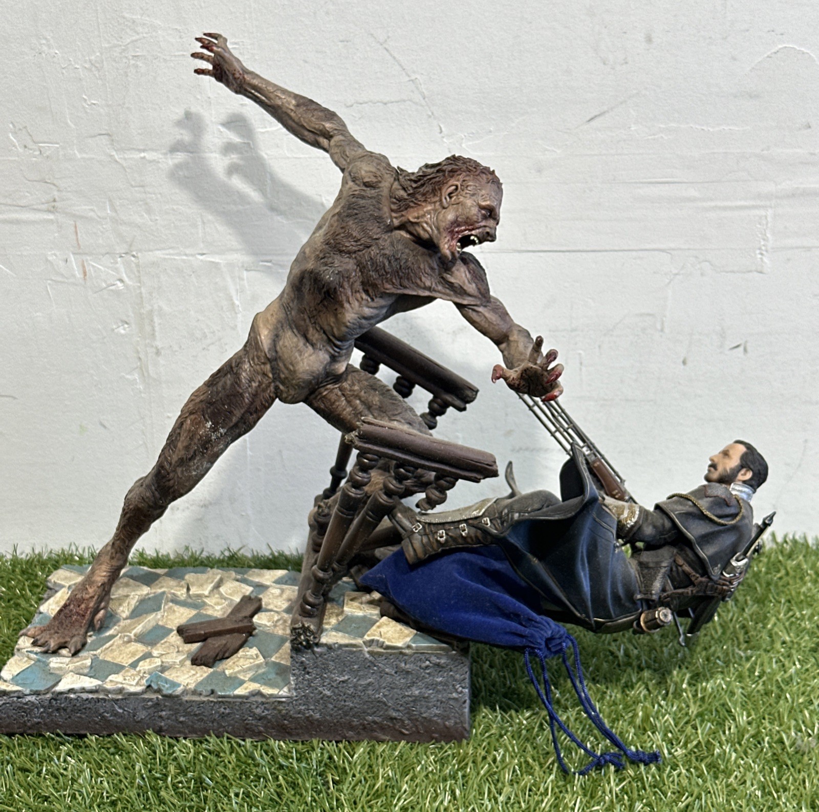 The Order: 1886 “The Endless Duel” Statue Premium Edition Galahad fighting Lycan
