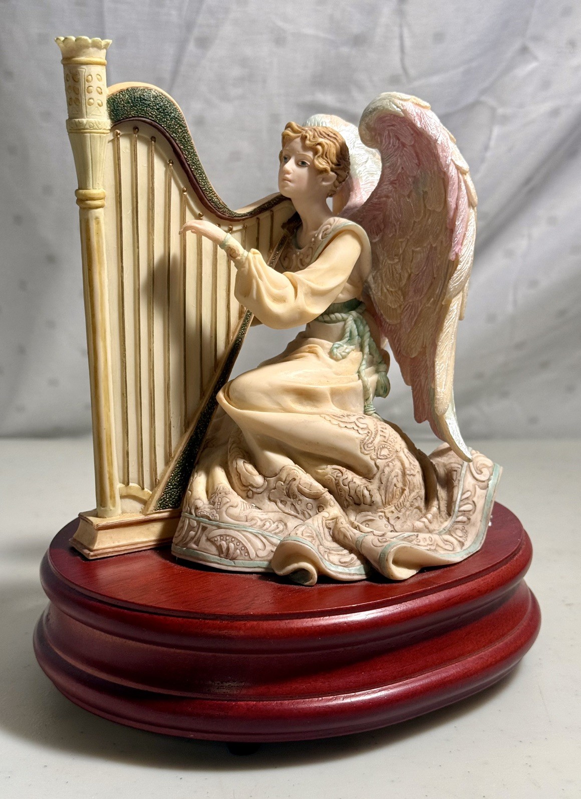 Vintage 1996 Enesco Musical Angel with Harp Celestial Symphony Music Box Tested