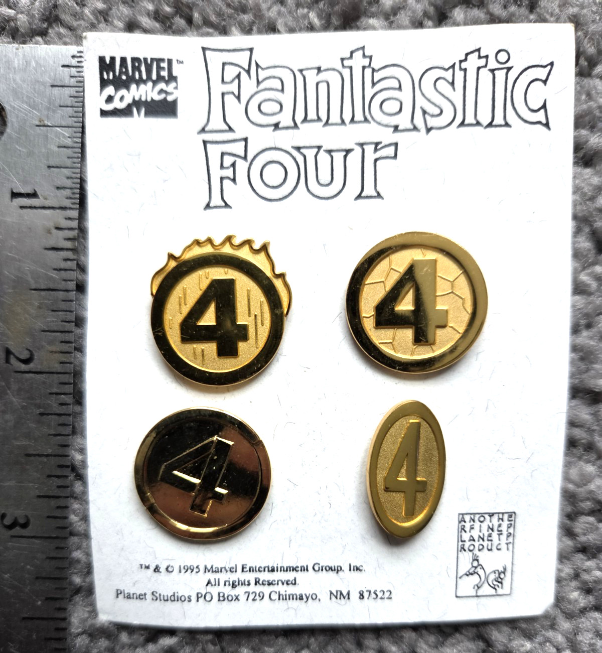 VTG NEW 1995 PLANET STUDIOS MARVEL COMICS FANTASTIC FOUR SET PINs PINBACK LAPEL