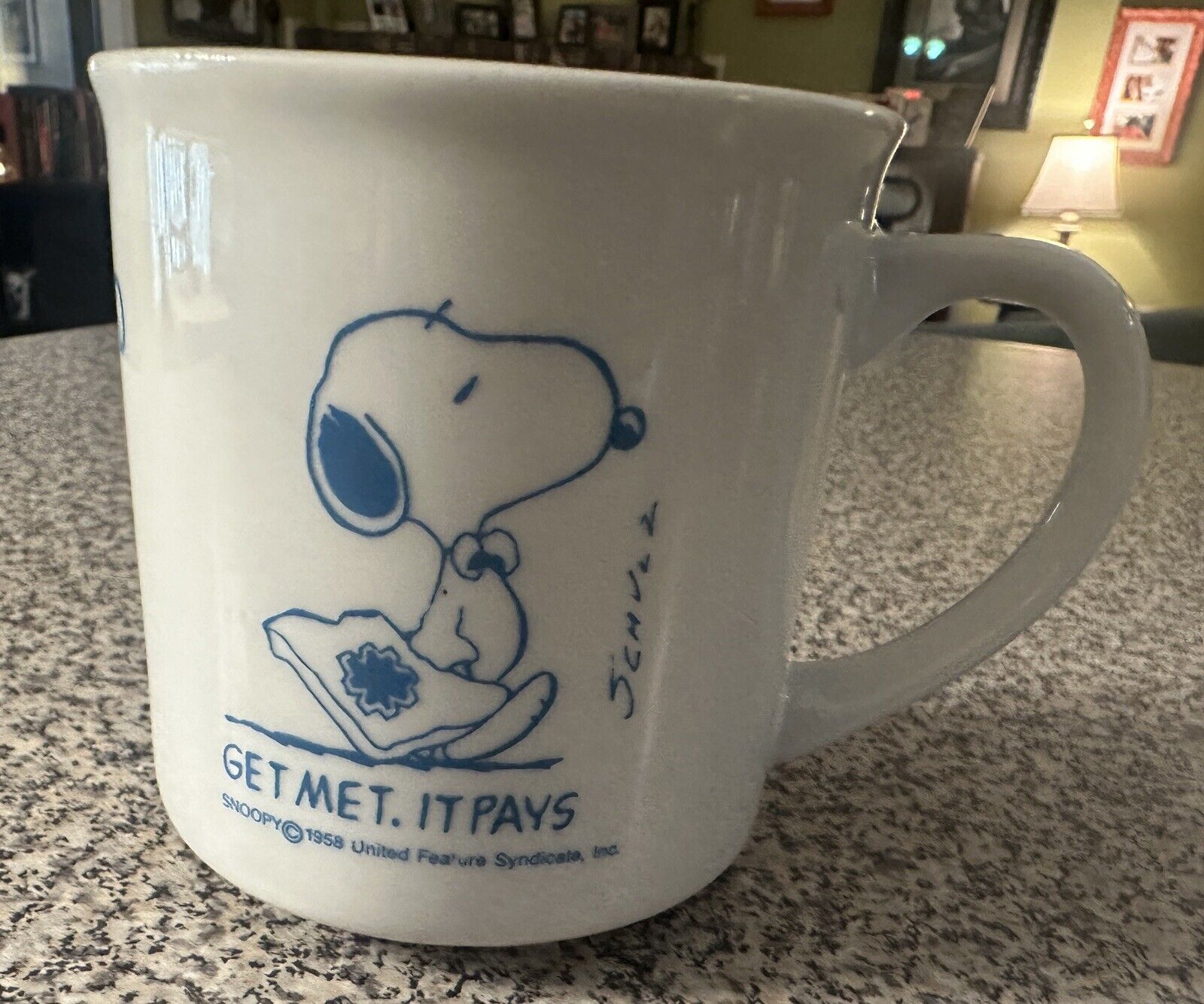 Snoopy Peanuts Coffee Mug Charles Schulz “Get Met It Pays” Advertising Vintage