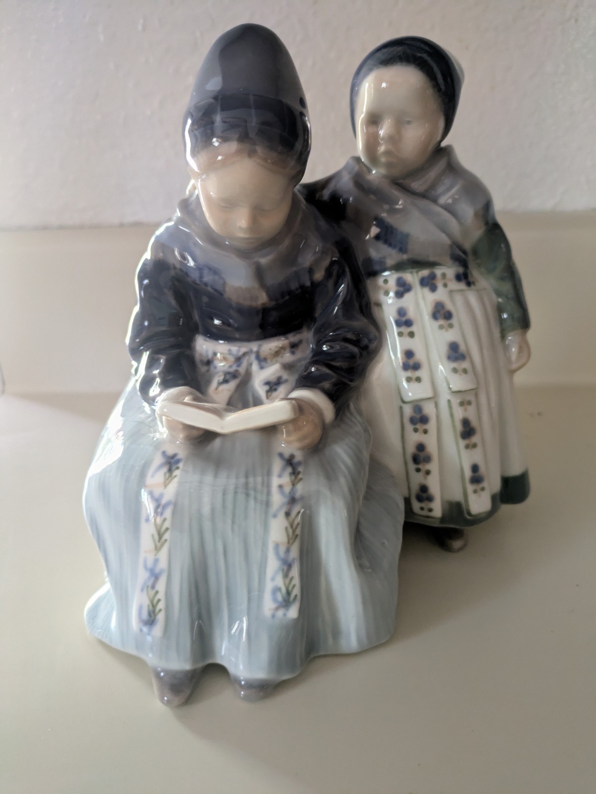 Royal Copenhagen figurine in porcelain. Two 