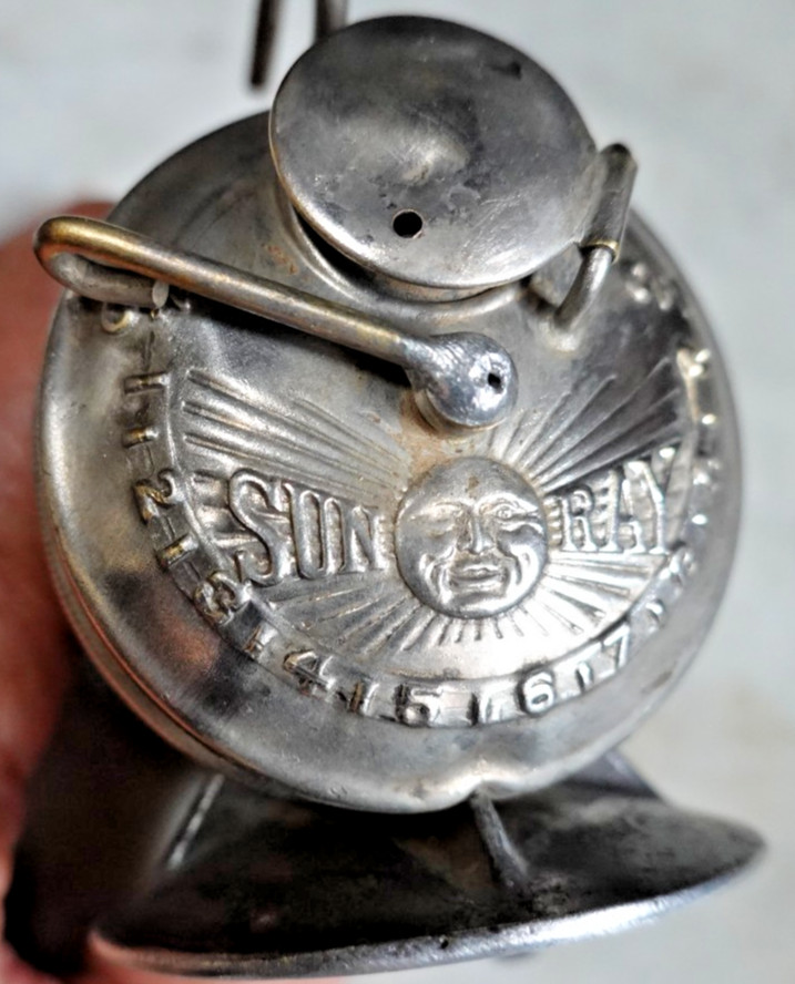Antique \ Antique \