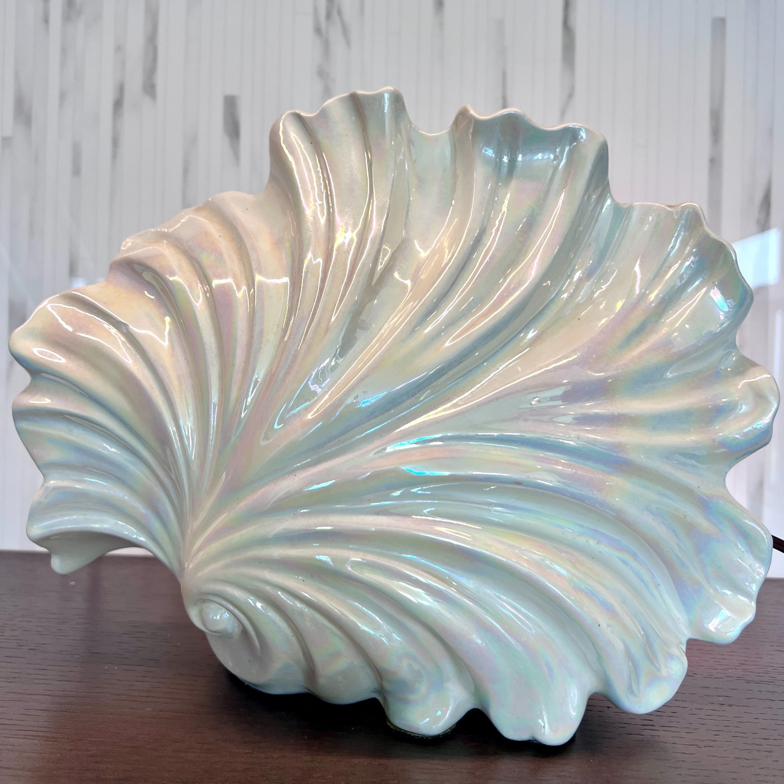 Vintage 1950s Maddux of California Pearlescent Seashell TV Lamp