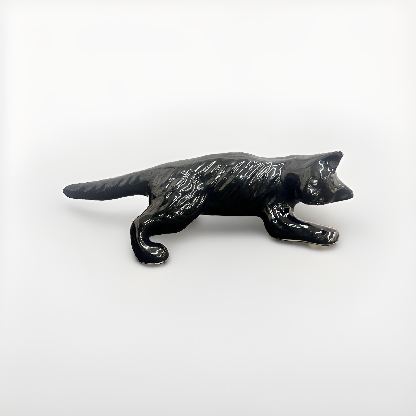 Vintage MCM Camark Pottery Black Cat Figurine Prowling Green Eyes Rare Label 106 Vintage MCM Camark Pottery Black Cat Figurine Prowling Green Eyes Rare Label 106