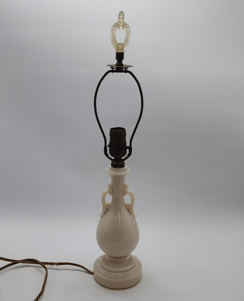 Aladdin G-260 Alacite Glass Ivory Electric Table Lamp W. Finial Aladdin G-260 Alacite Glass Ivory Electric Table Lamp W. Finial