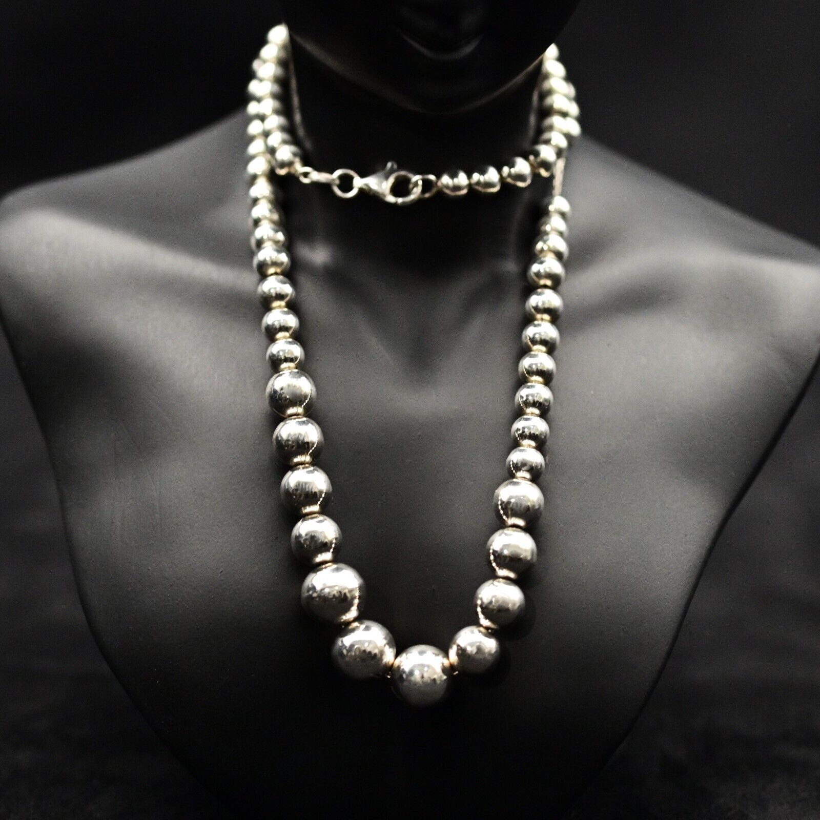 Italian Designer Original Vintage 925 Sterling Silver Pearl Beaded Ball Necklace