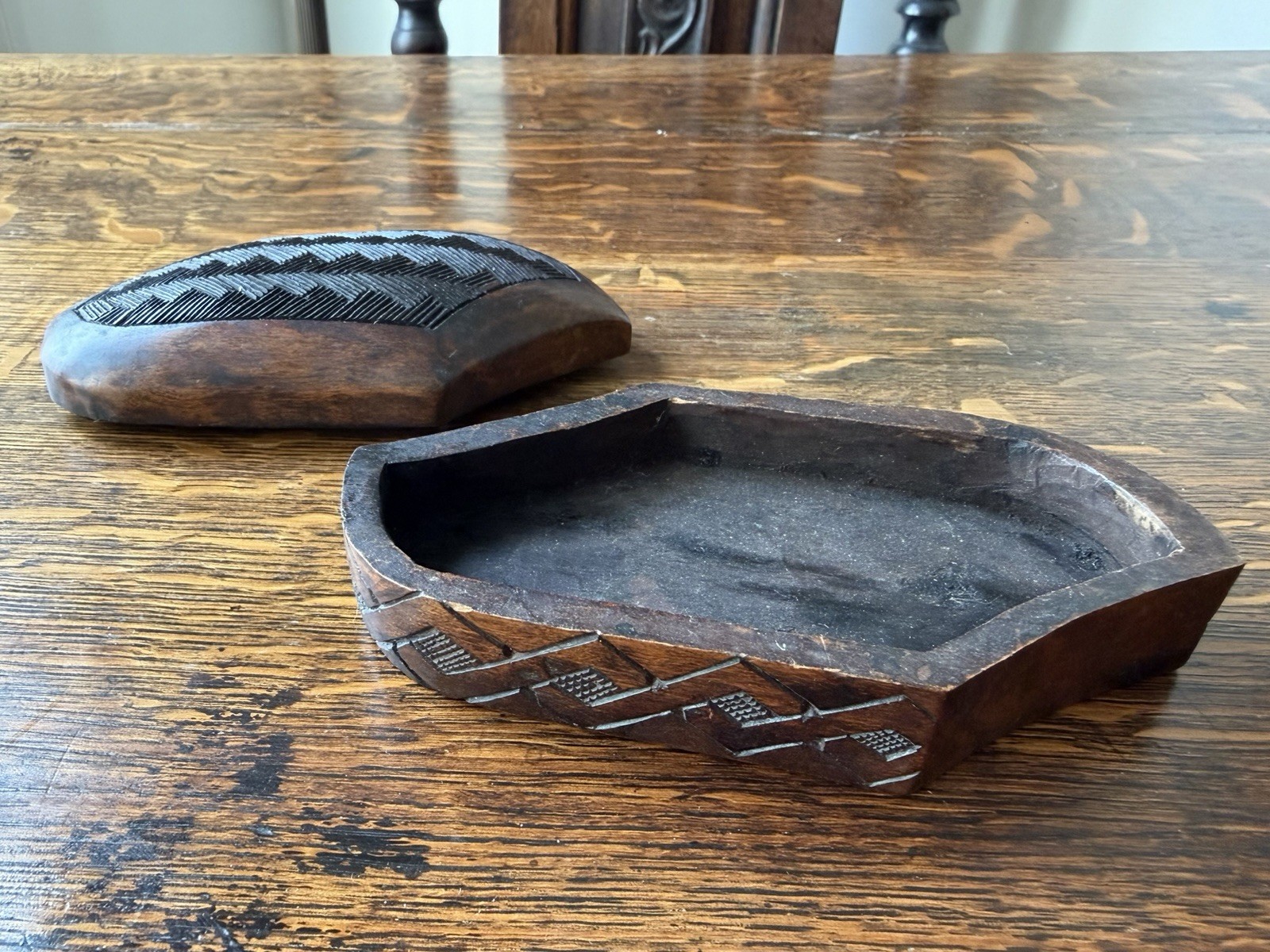 Vintage Kuba Carved Wooden Box, African Art Trinket Decor, 5x2.5 In