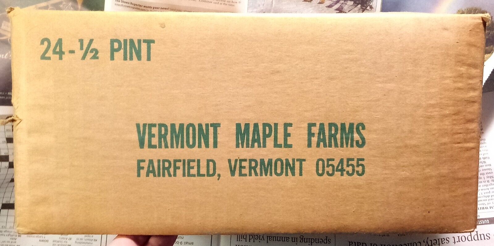 NOS Sealed 24-1/2 Pint Vermont Maple Farms Fairfield Vermont Maple Syrup 1960s