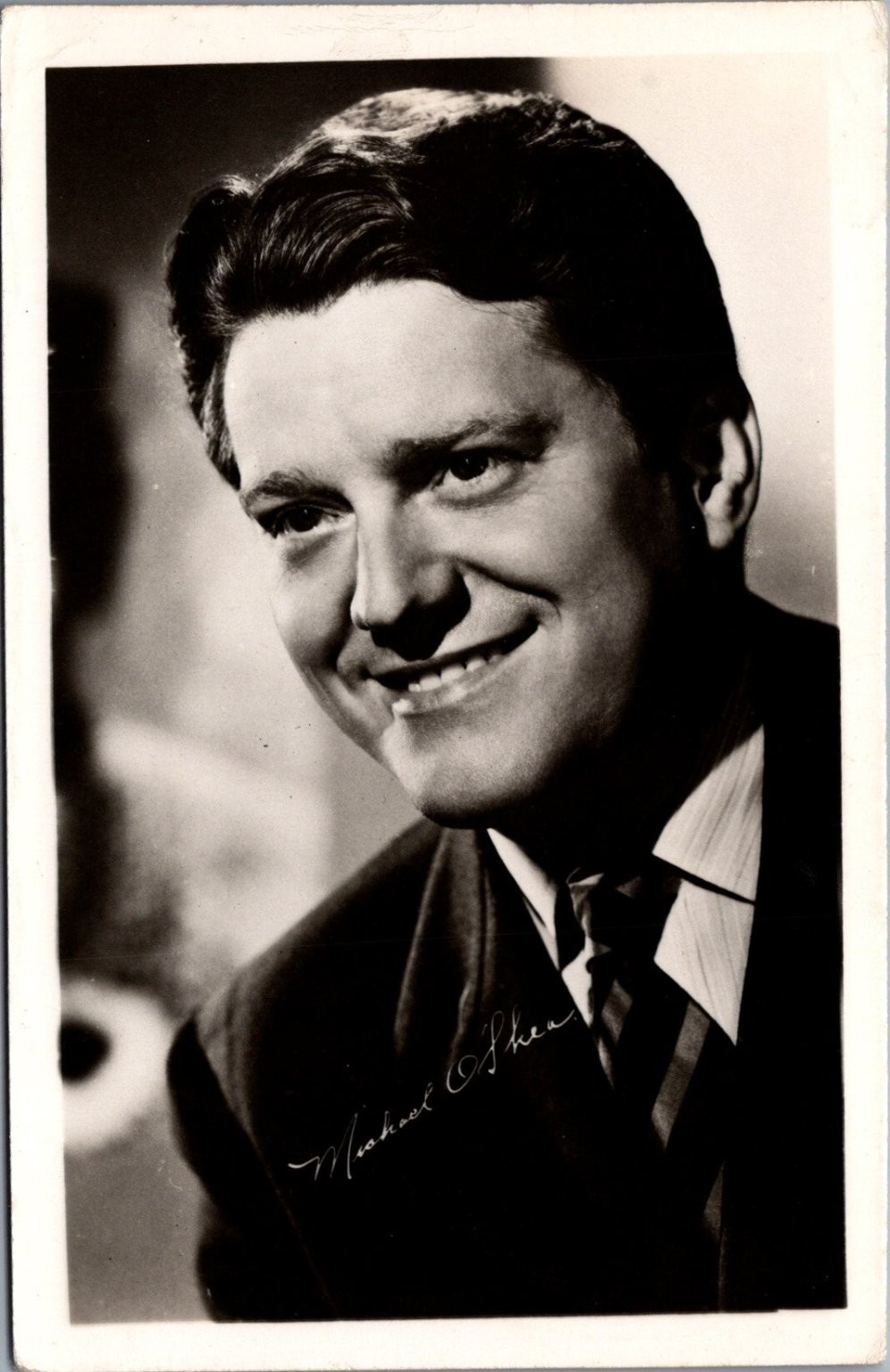 Michael O\'Shea Vintage Actor Photo Postcard Printed Signature
