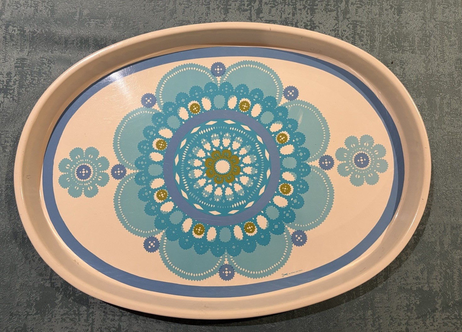 Vintage 1970’s Metal/Tin Serving Tray-Blue & White Design-EUC