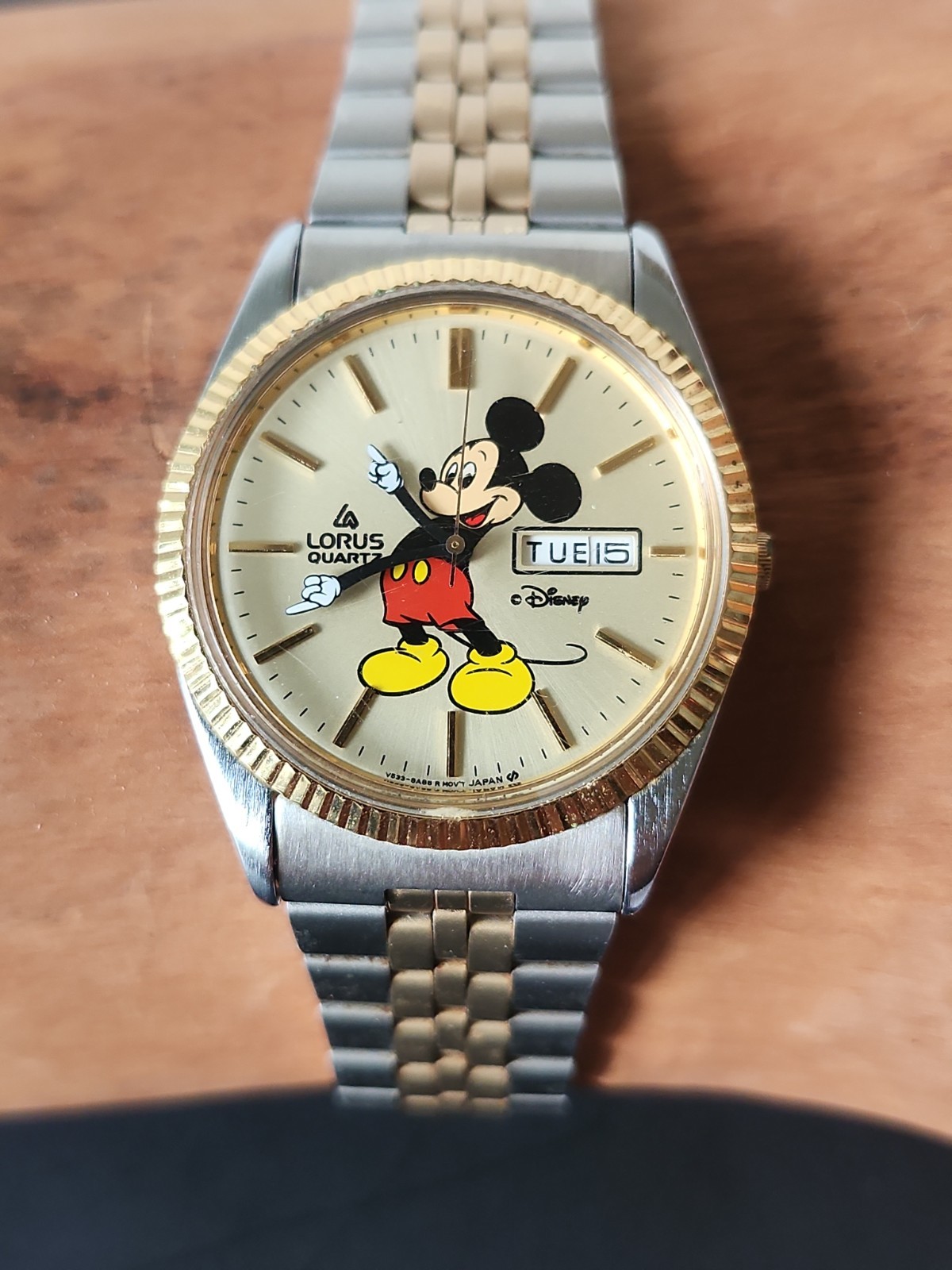 Vintage Lorus Men Mickey Mouse Day Date Watch 2-Tone Gold Presidential Works