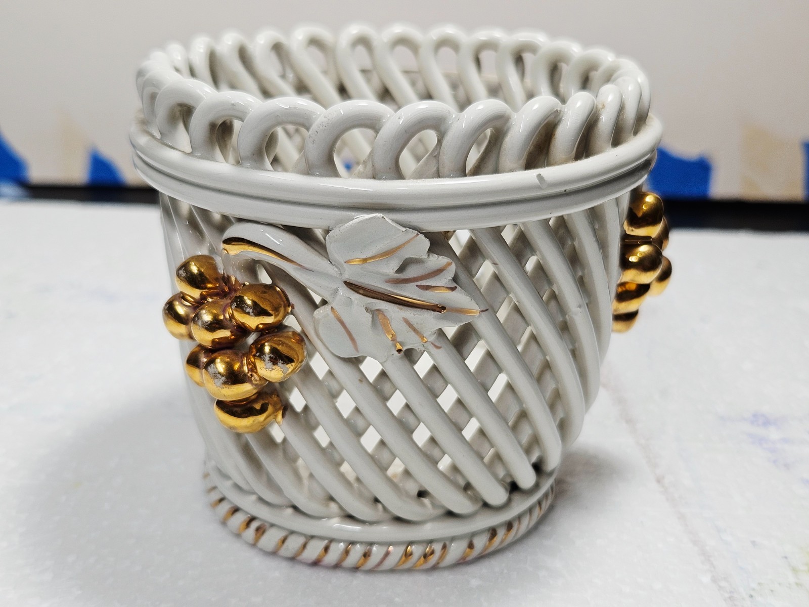 VTG Ed Langbein Italy Woven Ceramic Reticulated Basket Gilt Grape Cluster Pot