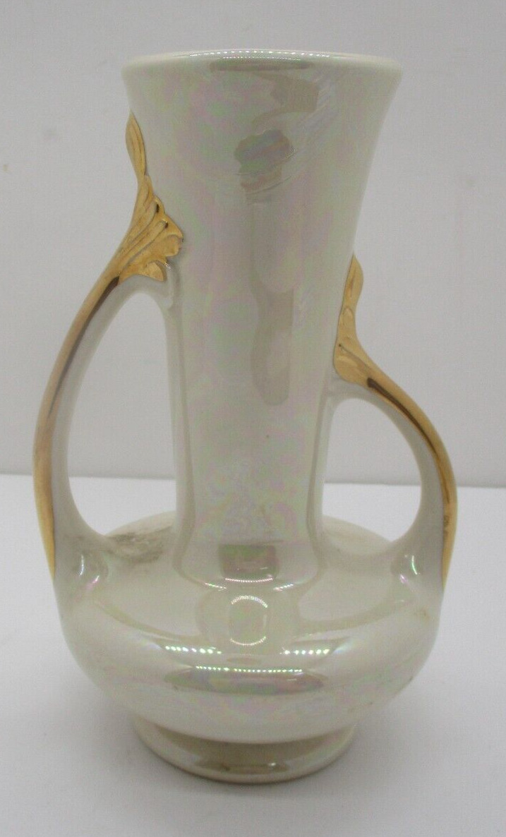 Vintage Warranted 22kt Gold Handled Vase