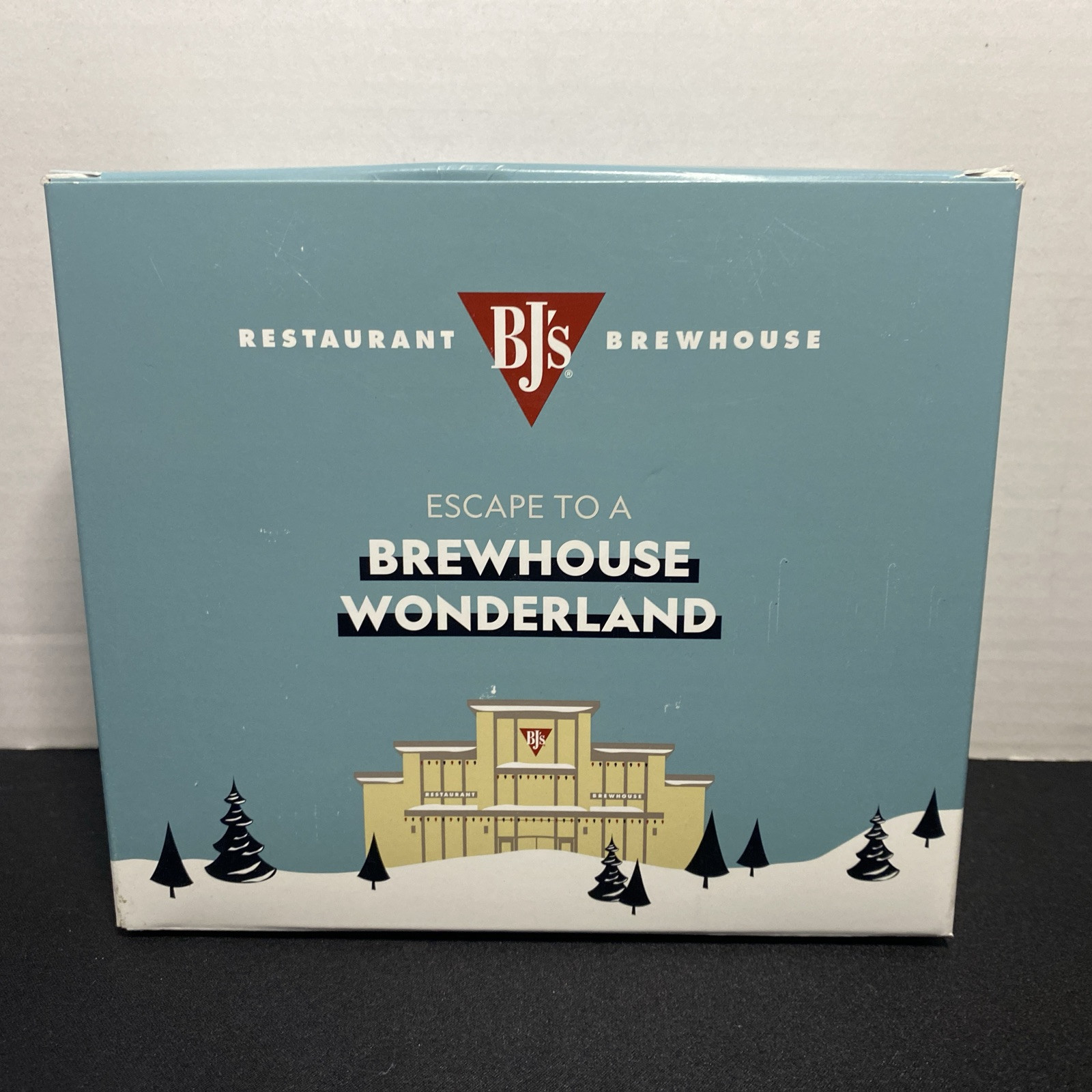 BJ's Brewhouse Beer Glasses Holiday 2023 Boxed Set Committed/Hopstorm IPA NEW 🍺