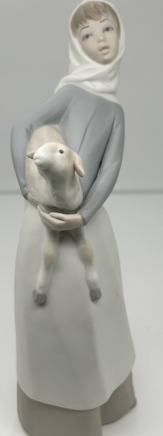 Vintage Spain Lladro Porcelain Figurine Girl With a Lamb Underglaze Painting