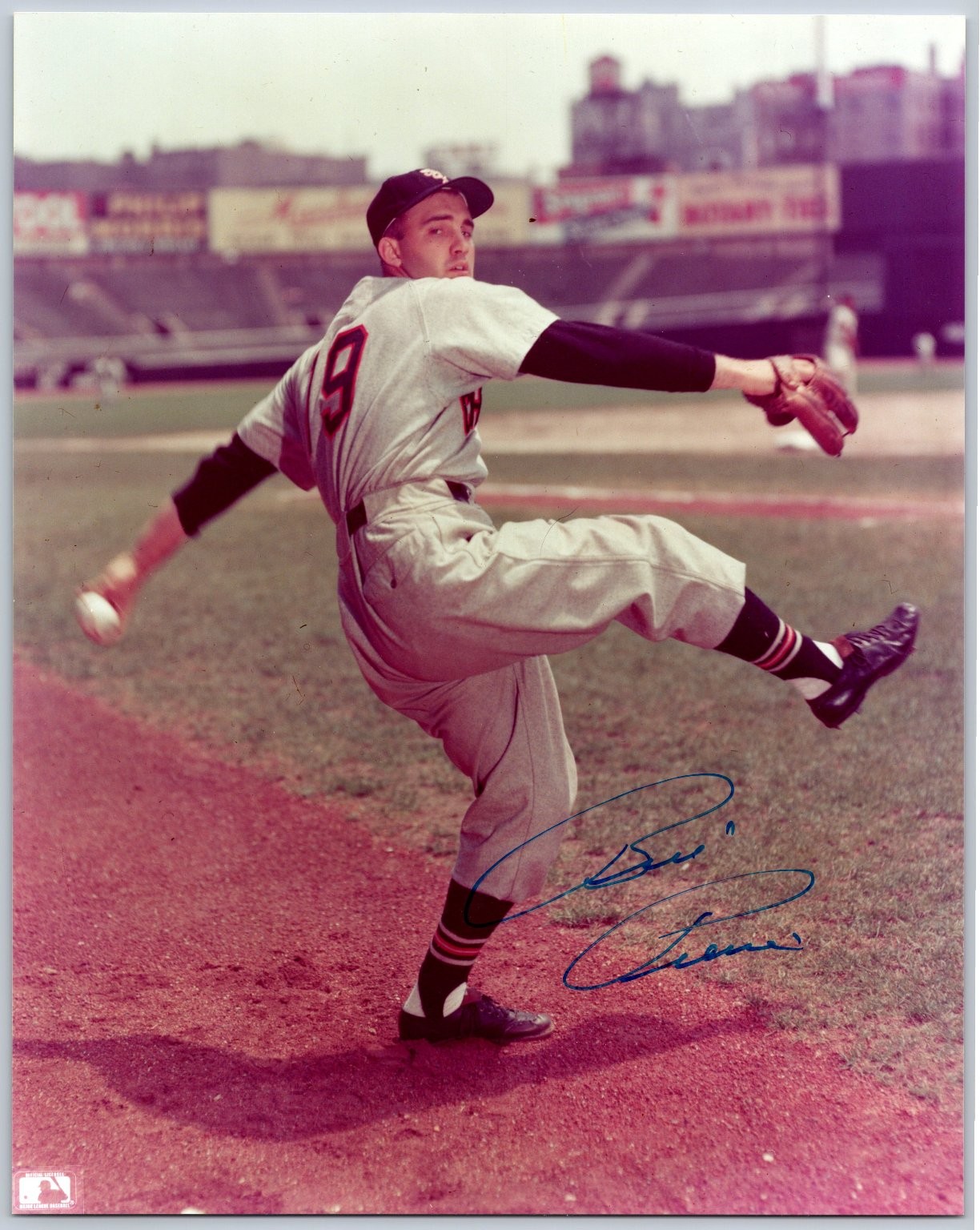 Billy Pierce Autographed Baseball Photo Pitching Pose MLB