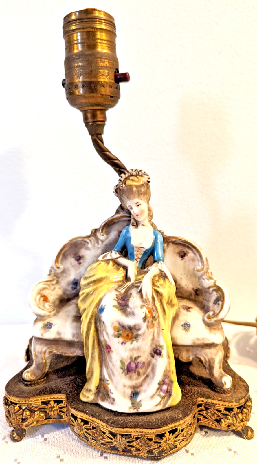 Antique-Table Lamp on Brass Base -Original- 1940's Porcelain Victorian Figurine