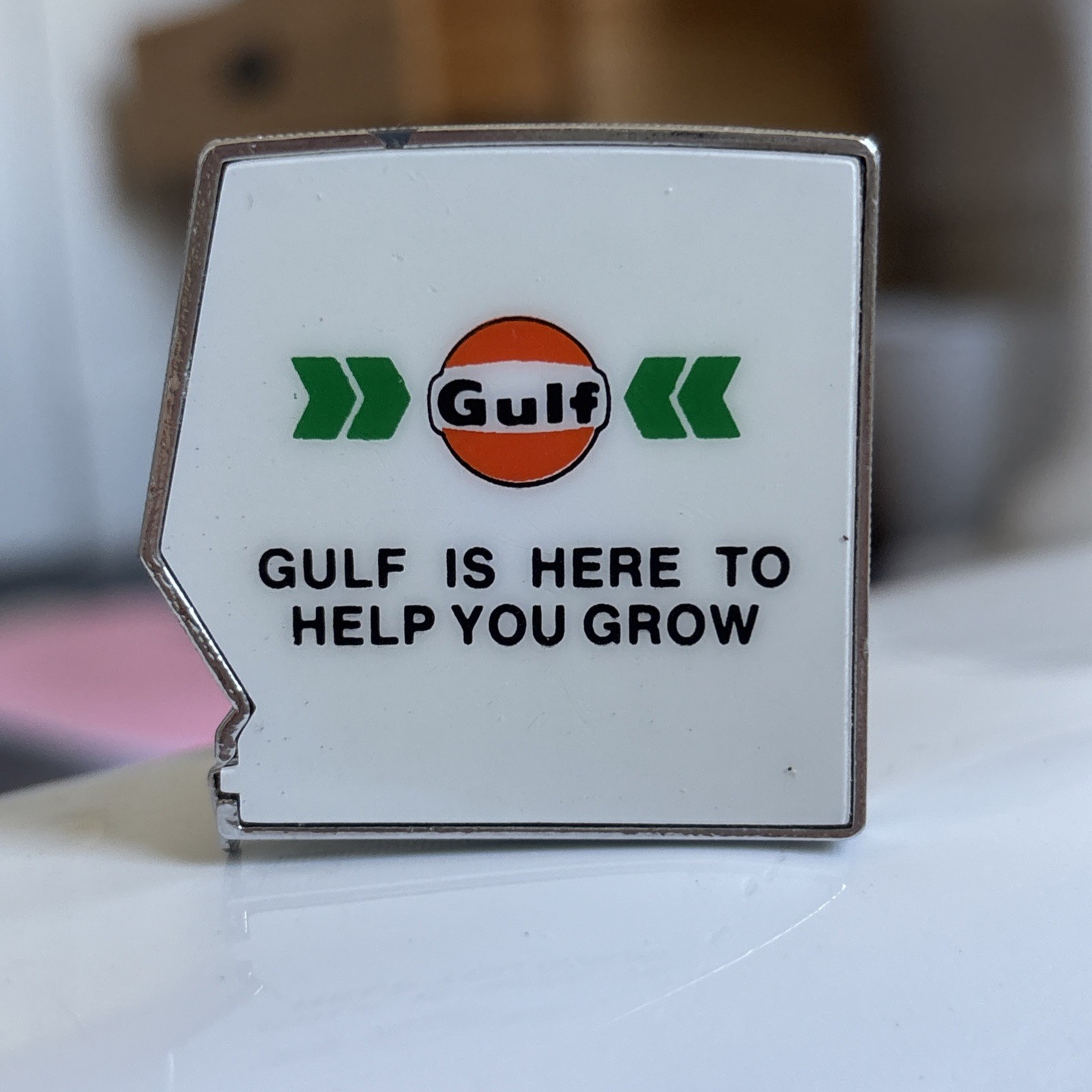 Vtg Gulf Oil & Gas Co Advertising Tape Measure Metal Case Pocket Size
