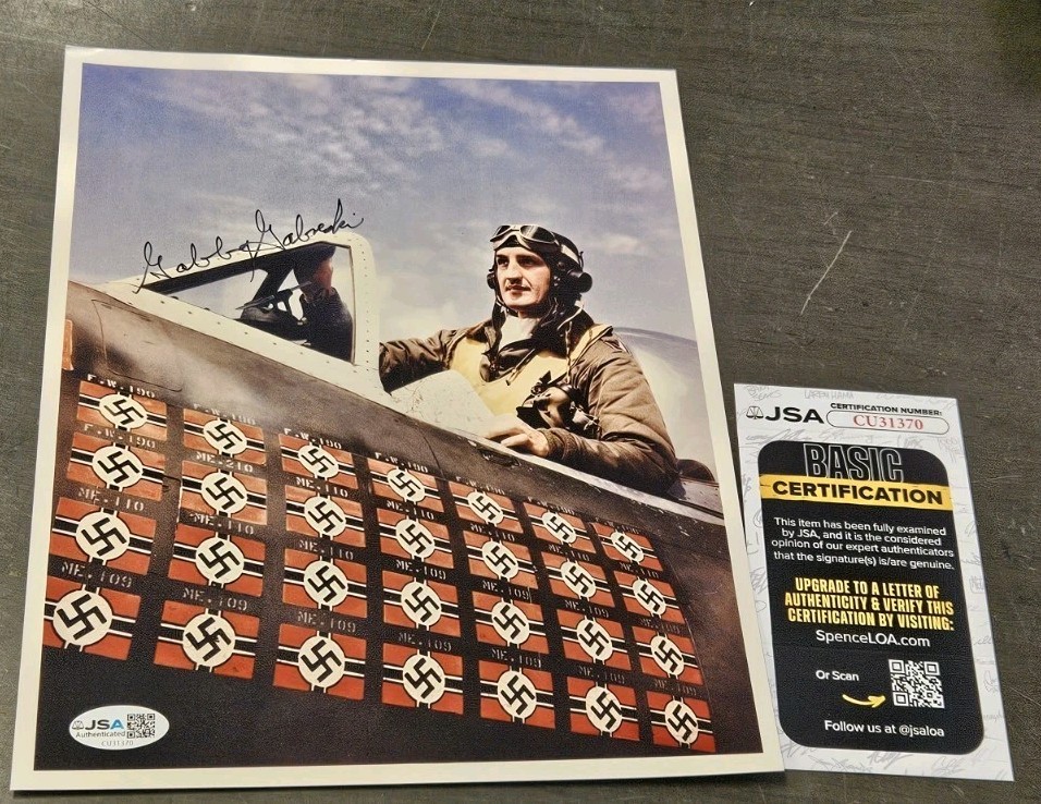 FRANCIS GABBY GABRESKI SIGNED 8X10 Photo JSA WWII Air Force Fighter Pilot Ace