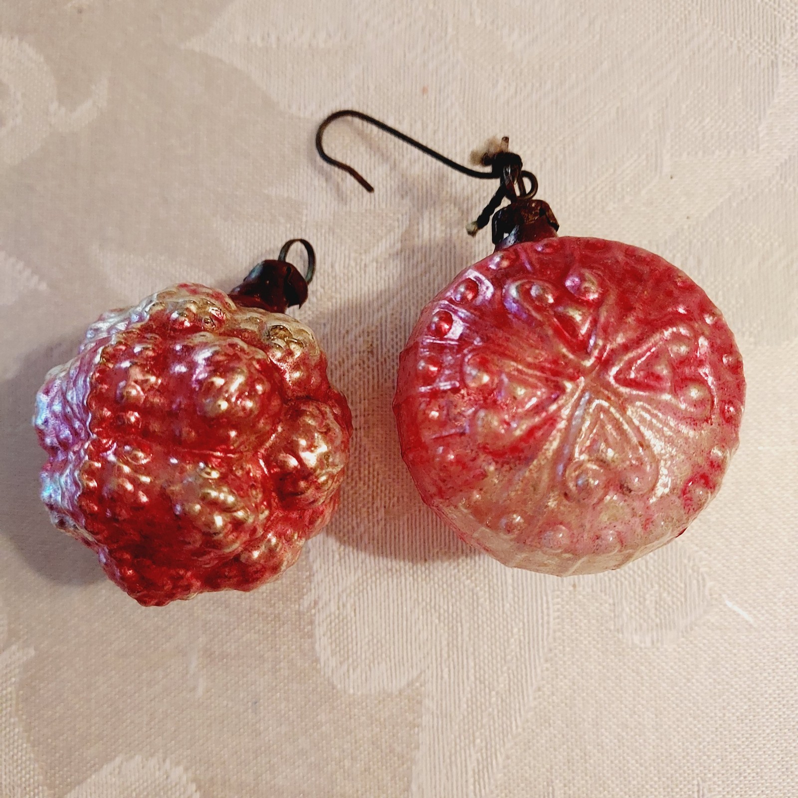 Antique Pink Glass Berry Raspberry Bumpy Embossed Ornaments Feather Tree Antique Pink Glass Berry Raspberry Bumpy Embossed Ornaments Feather Tree