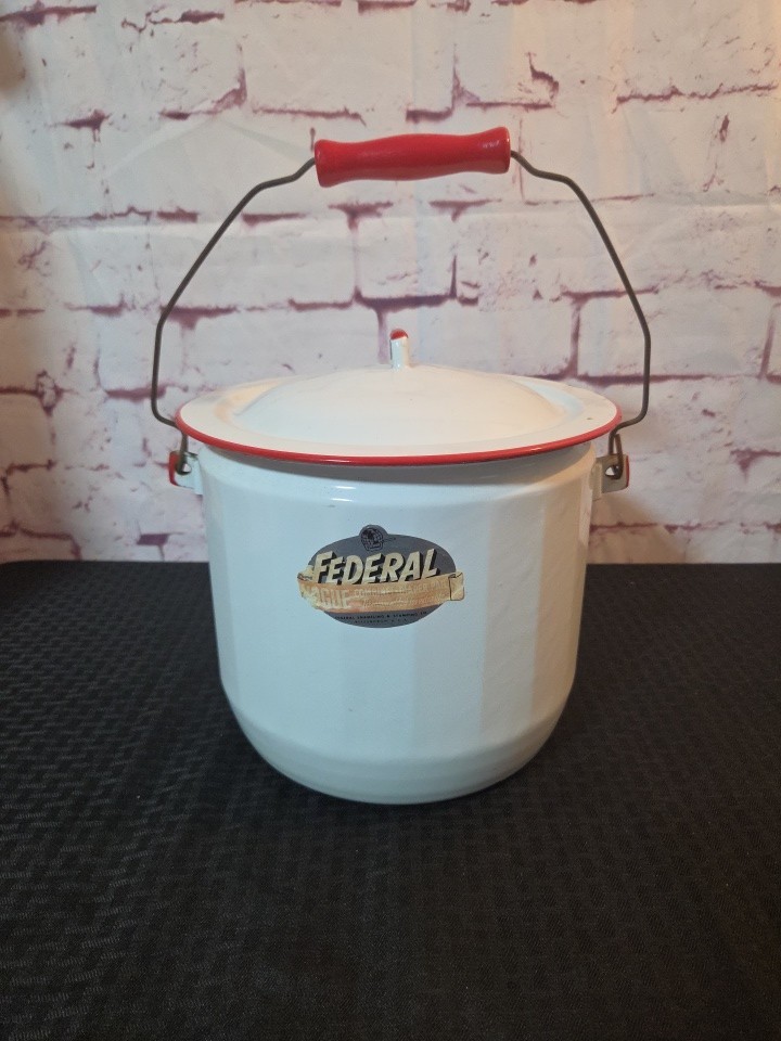 Vintage Federal Enamel Diaper Pail Pot w/Label,Red Wooden Handle Pittsburgh, USA