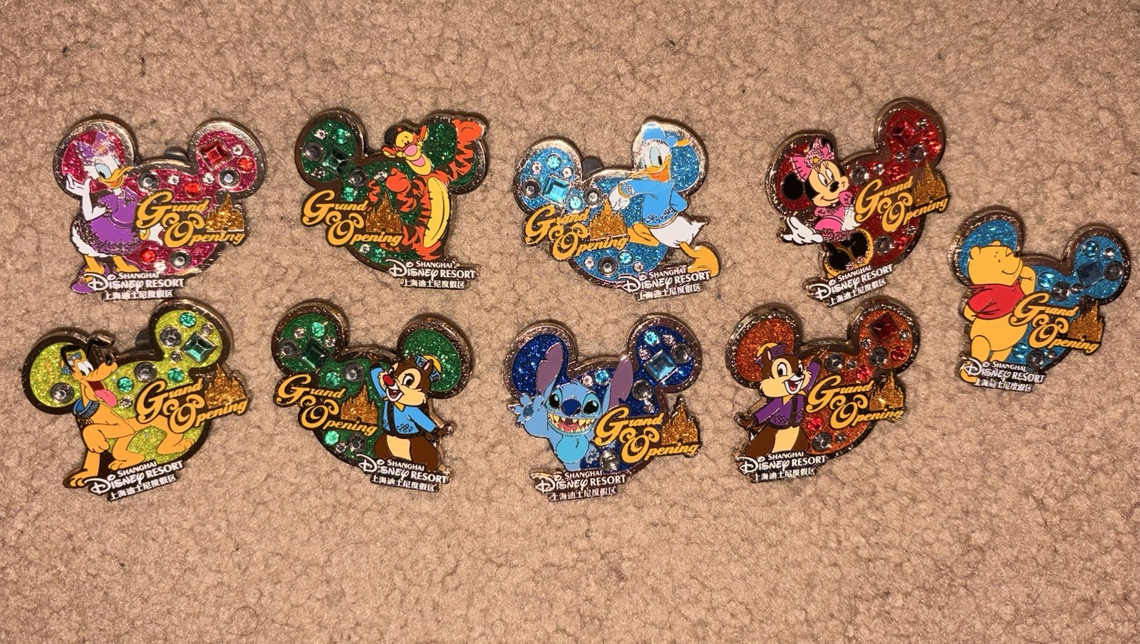 Disney Grand Opening Shanghai Resort - Glitter Character Pin Set